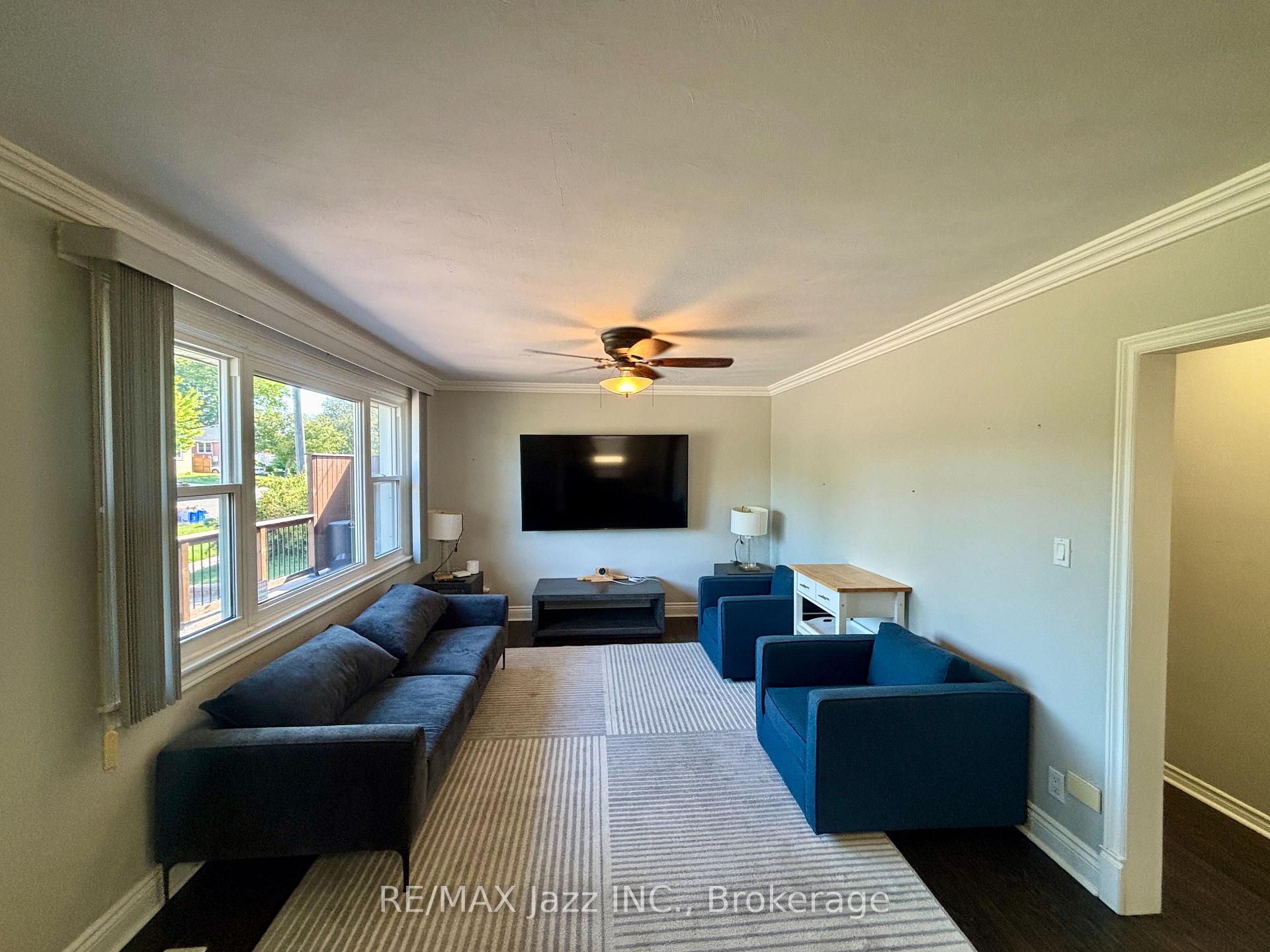 Photo 4 of Unit Unit 1, 751 Phillip Murray Avenue, Oshawa, Lakeview — HOMEH