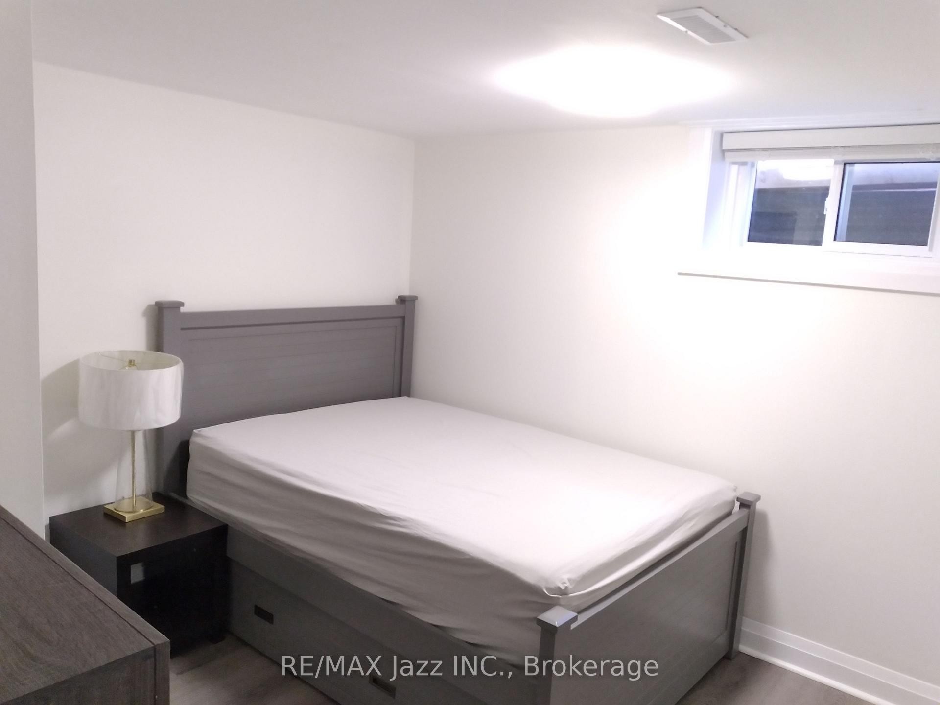Photo 14 of Unit Unit 2, 751 Phillip Murray Avenue, Oshawa, Lakeview — HOMEH