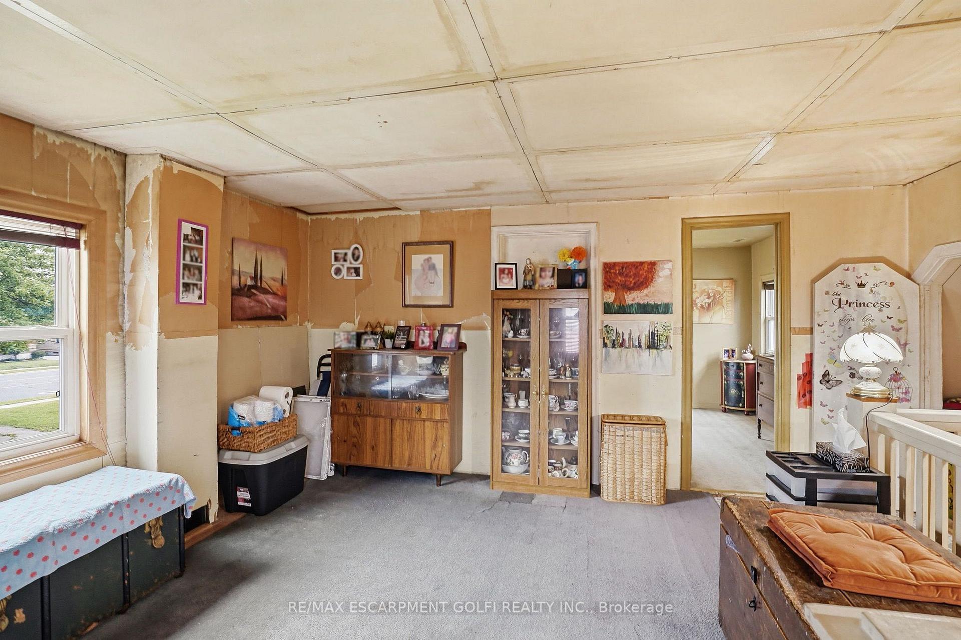 Photo 26 of 834 Mohawk Road E, Hamilton, Hampton Heights — HOMEH