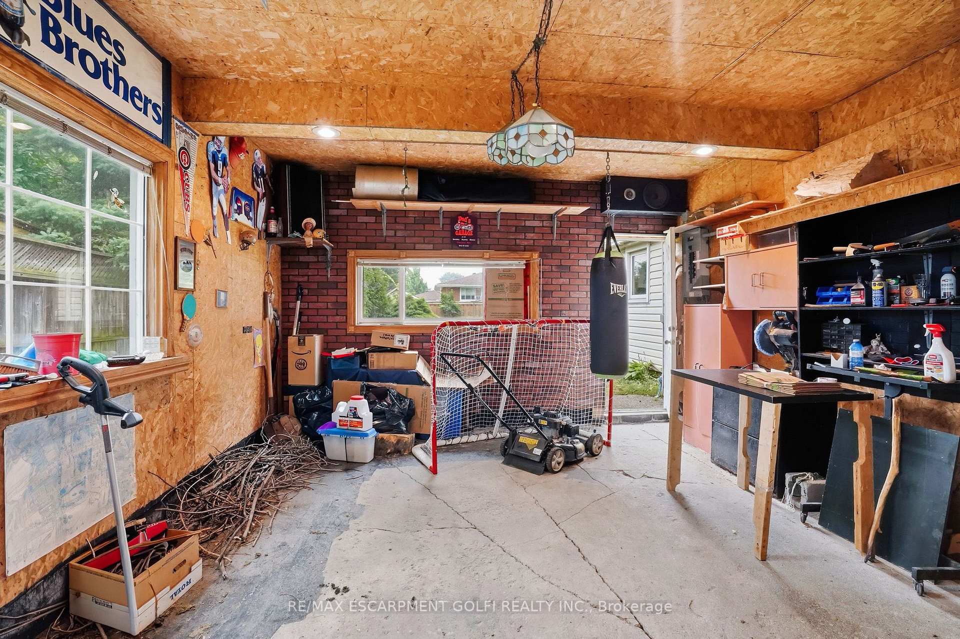 Photo 29 of 834 Mohawk Road E, Hamilton, Hampton Heights — HOMEH
