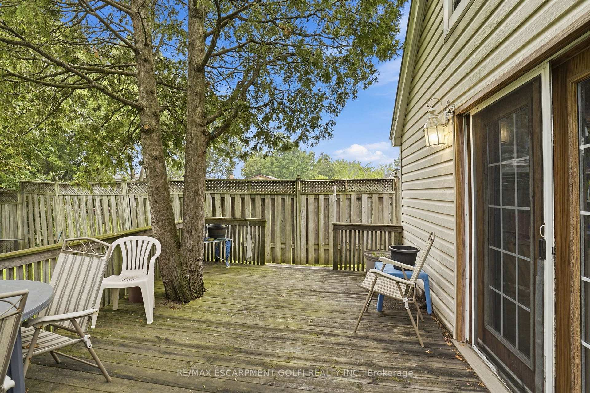 Photo 33 of 834 Mohawk Road E, Hamilton, Hampton Heights — HOMEH