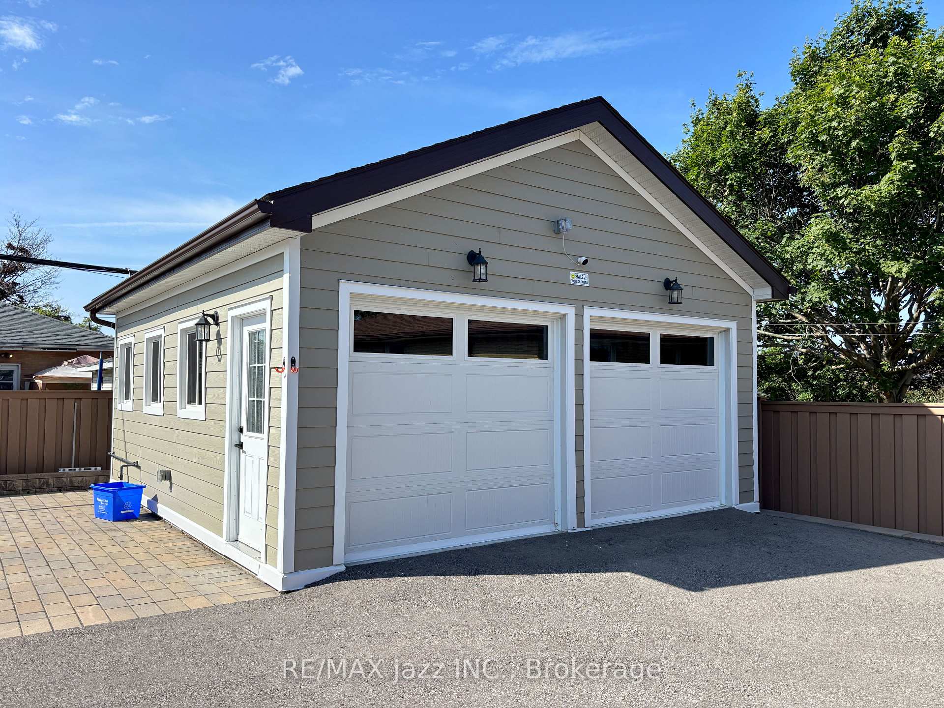 Front of Unit Unit 3 (ADU), 751 Phillip Murray Avenue