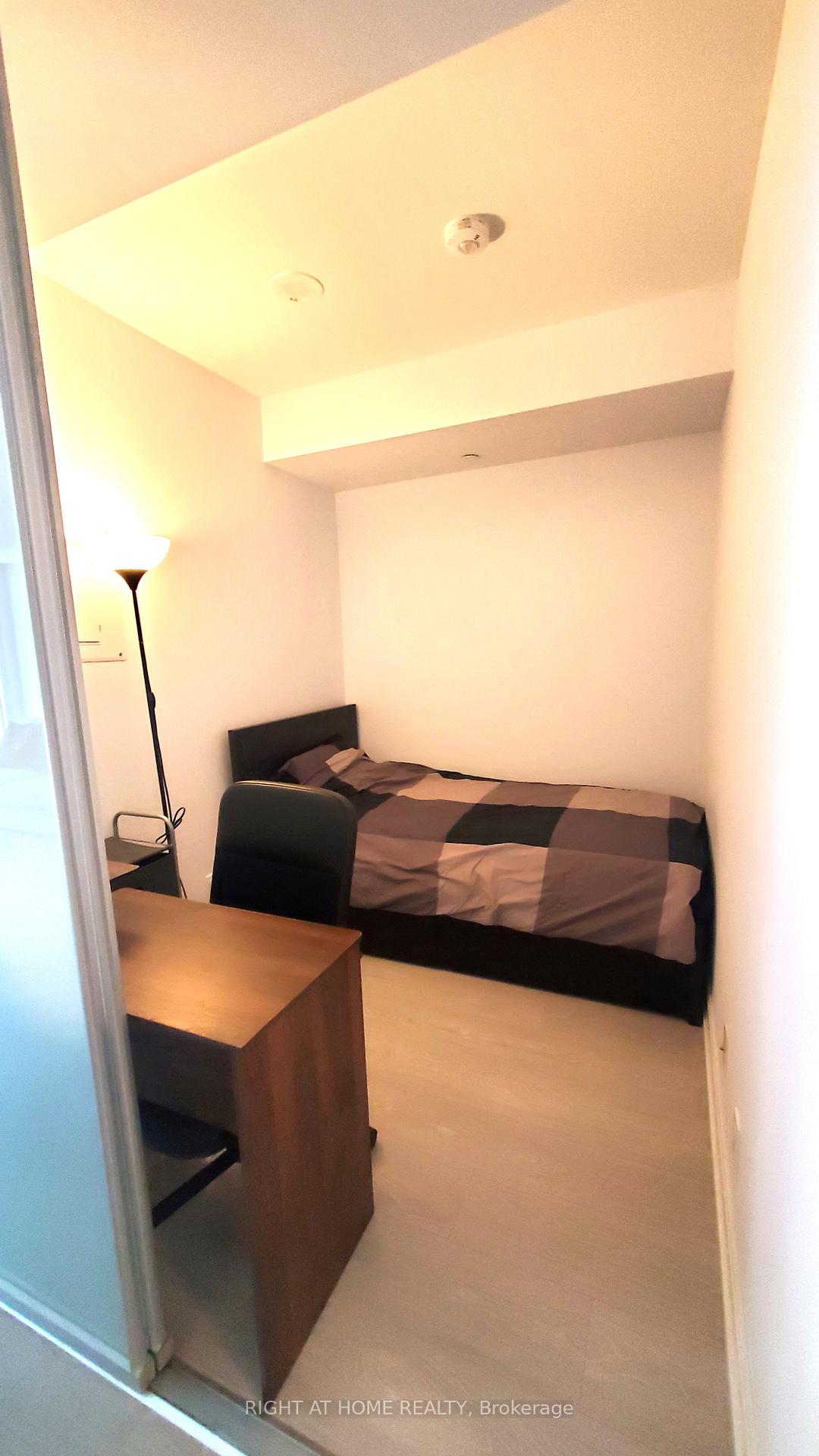 Photo 5 of Unit 2002, 181 Dundas Street, Toronto, Moss Park — HOMEH