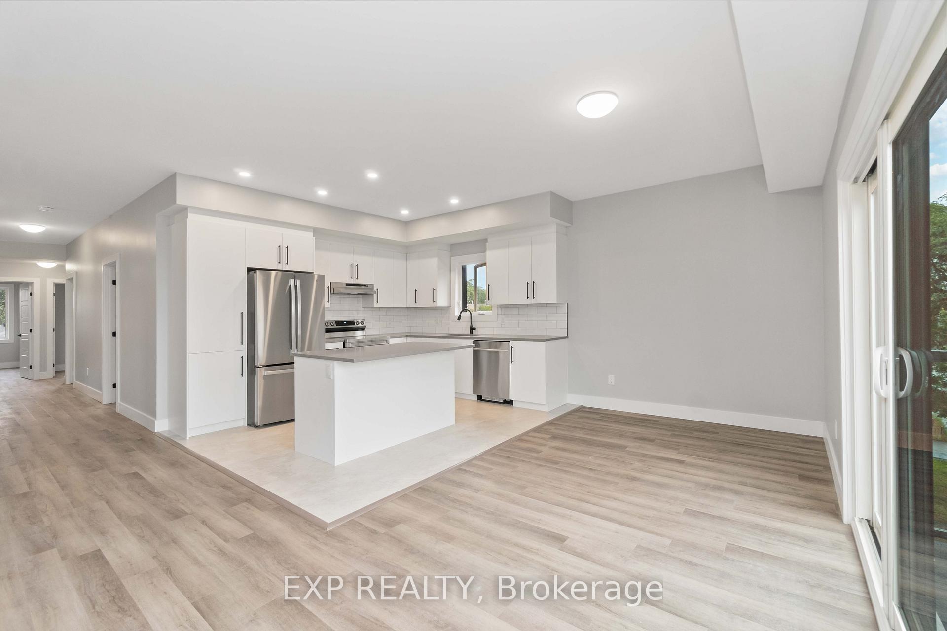 Photo 9 of 255 Presland Road, Ottawa, Overbrook/Castle Heights — HOMEH