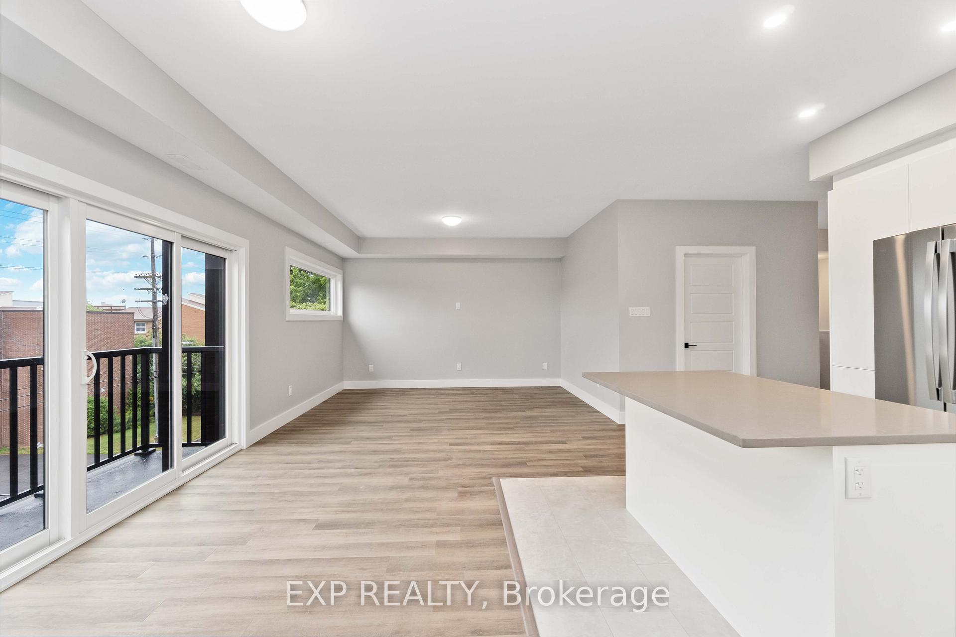 Photo 12 of 255 Presland Road, Ottawa, Overbrook/Castle Heights — HOMEH