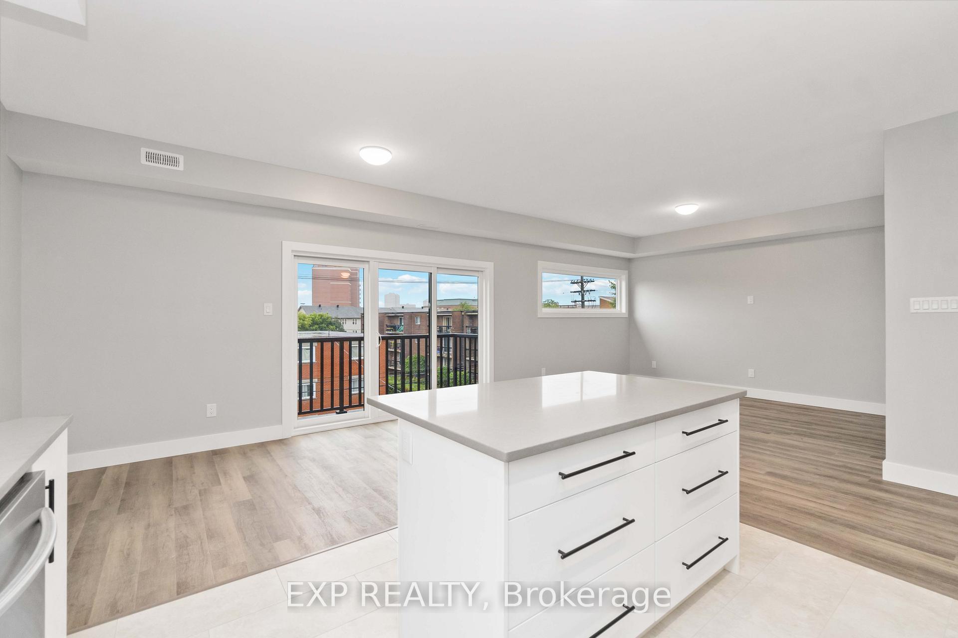 Photo 14 of 255 Presland Road, Ottawa, Overbrook/Castle Heights — HOMEH