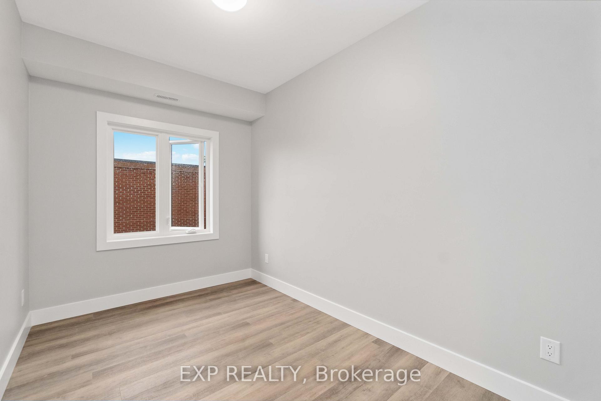 Photo 18 of 255 Presland Road, Ottawa, Overbrook/Castle Heights — HOMEH
