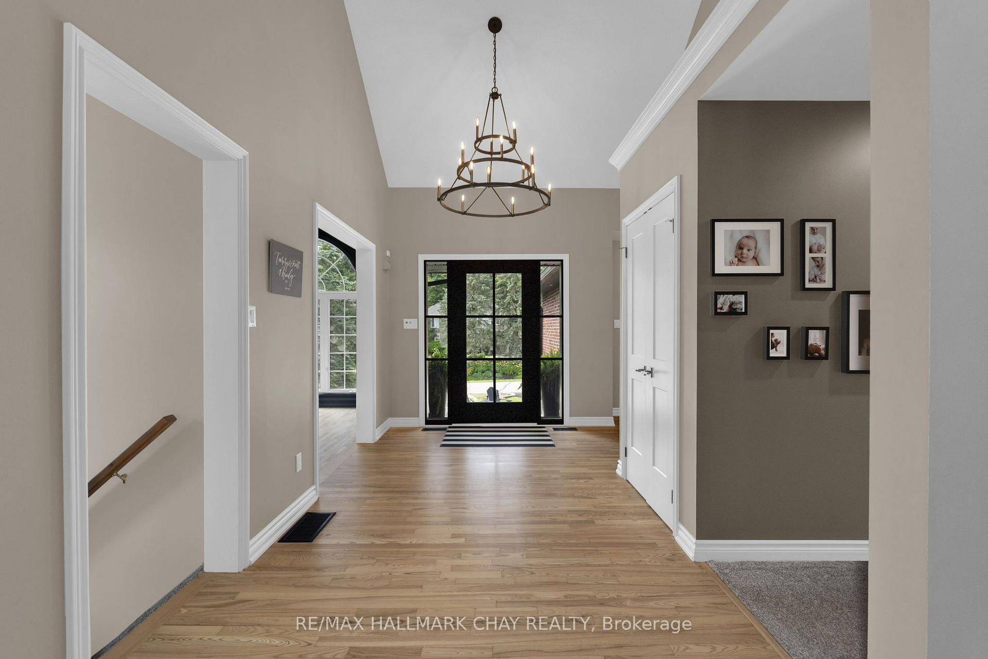 Photo 5 of 32 Forest Hill Drive, Springwater, Midhurst — HOMEH
