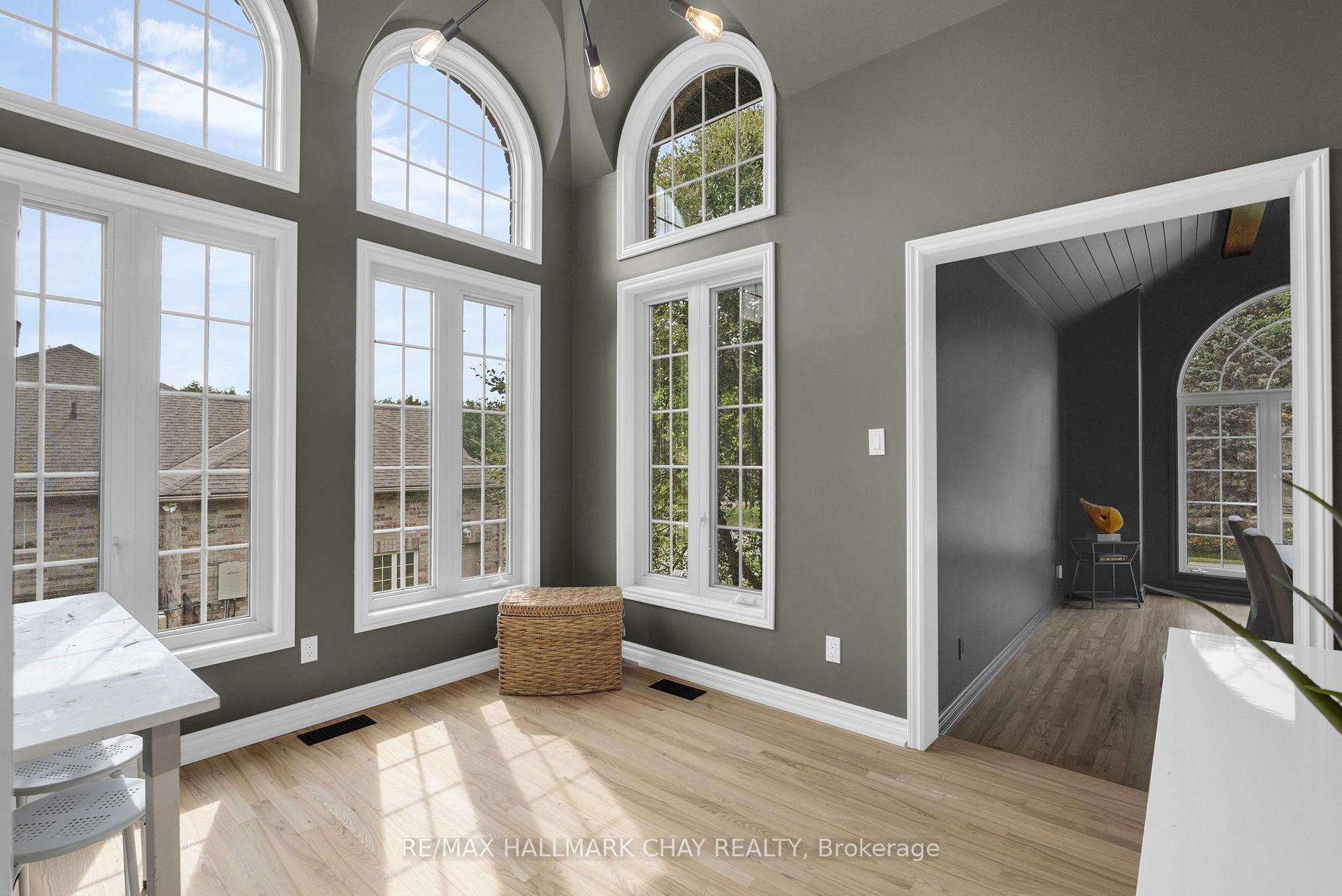 Photo 13 of 32 Forest Hill Drive, Springwater, Midhurst — HOMEH