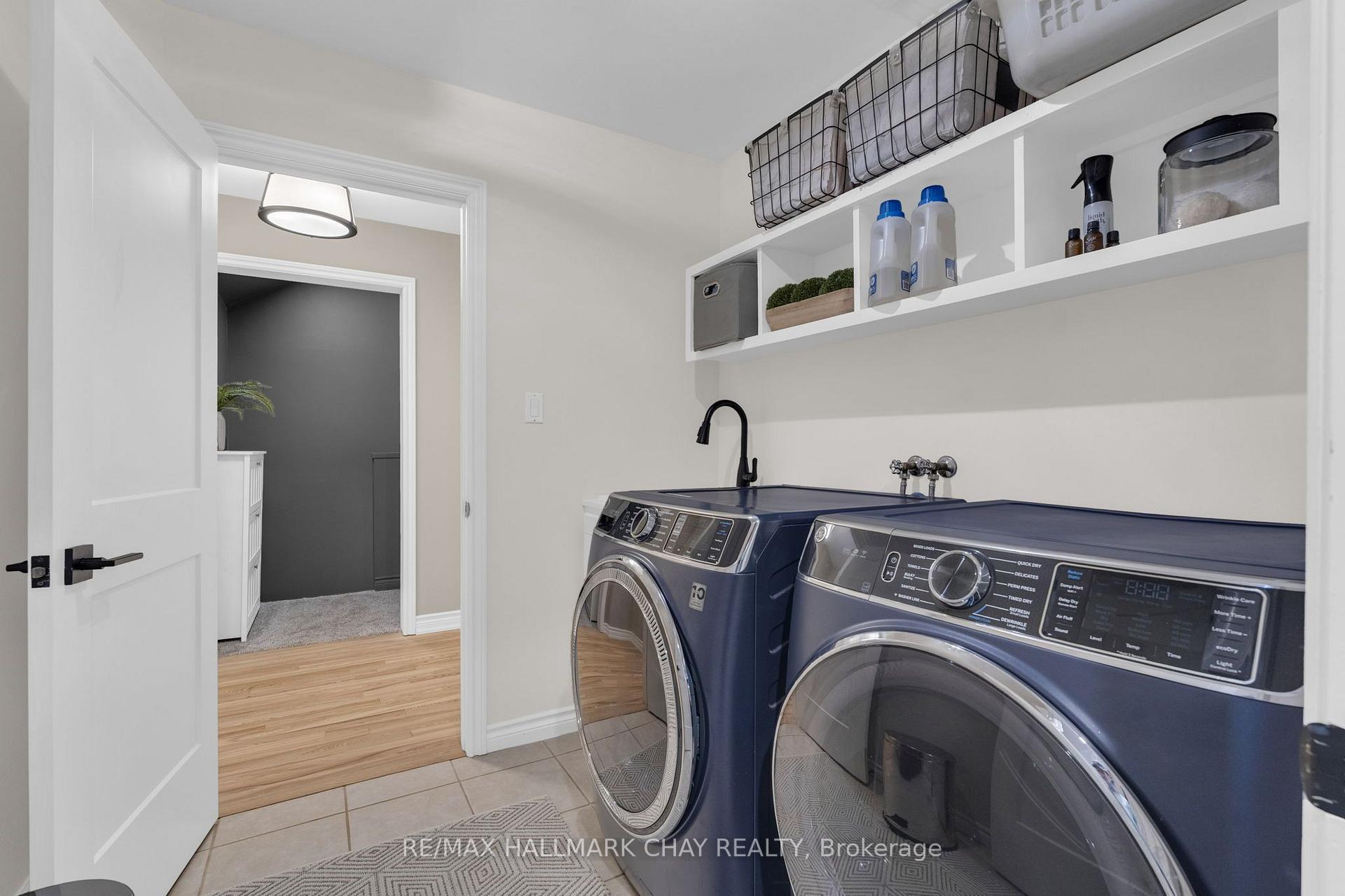 Photo 25 of 32 Forest Hill Drive, Springwater, Midhurst — HOMEH
