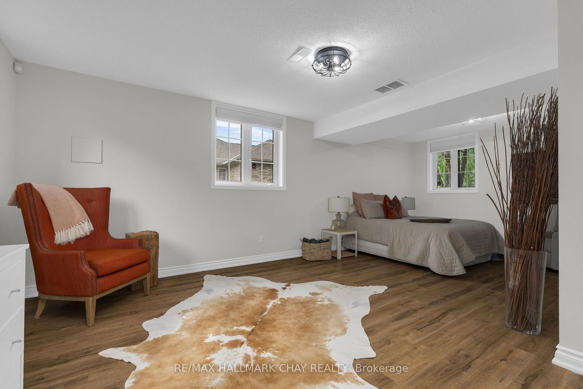 Photo 30 of 32 Forest Hill Drive, Springwater, Midhurst — HOMEH