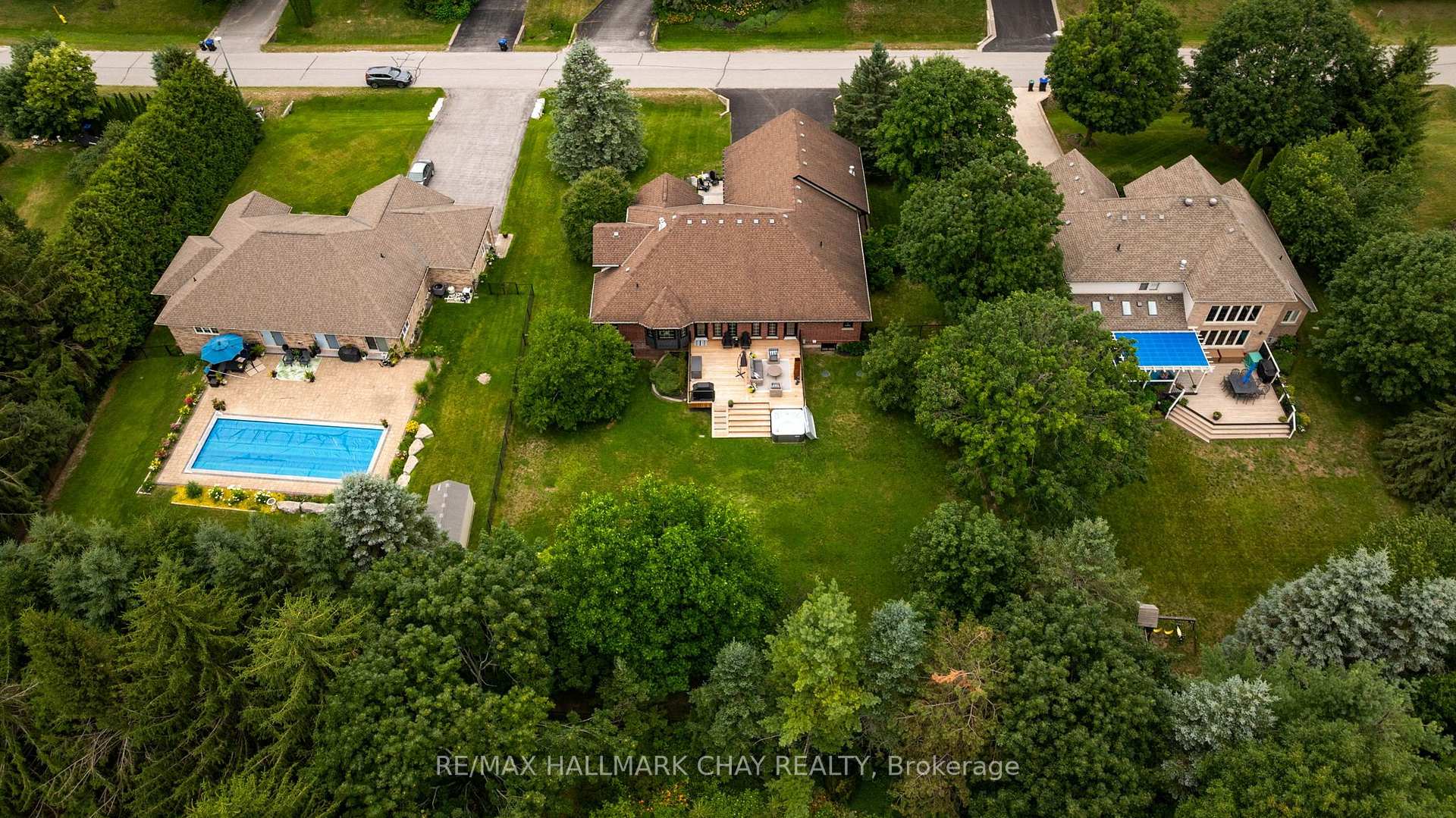 Photo 38 of 32 Forest Hill Drive, Springwater, Midhurst — HOMEH