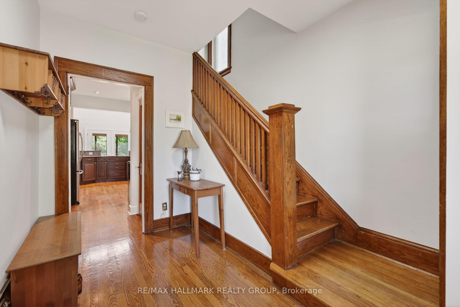 Photo 3 of 2043 Riverside Drive, Ottawa, Faircrest Heights — HOMEH