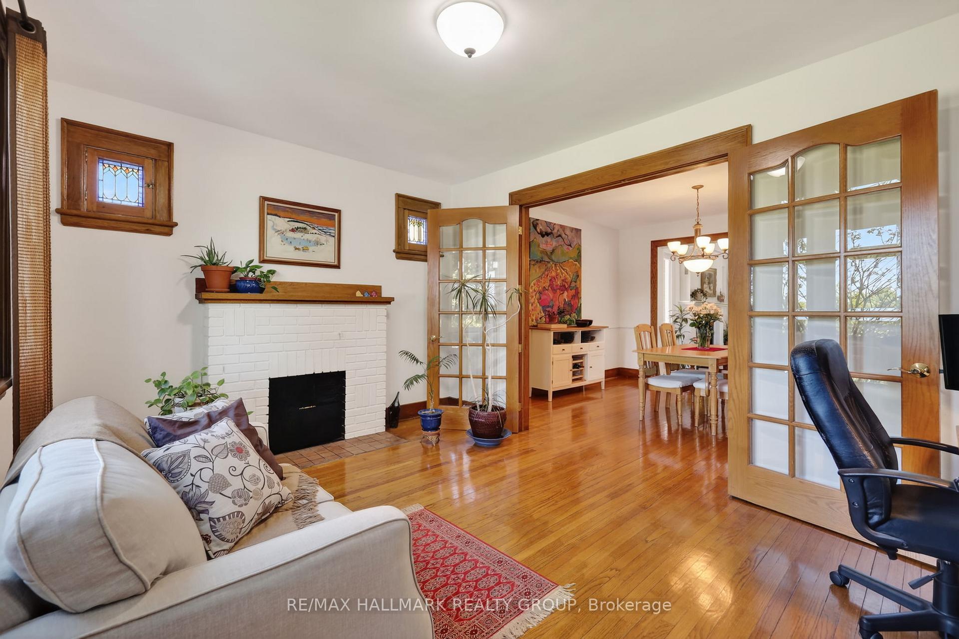 Photo 18 of 2043 Riverside Drive, Ottawa, Faircrest Heights — HOMEH