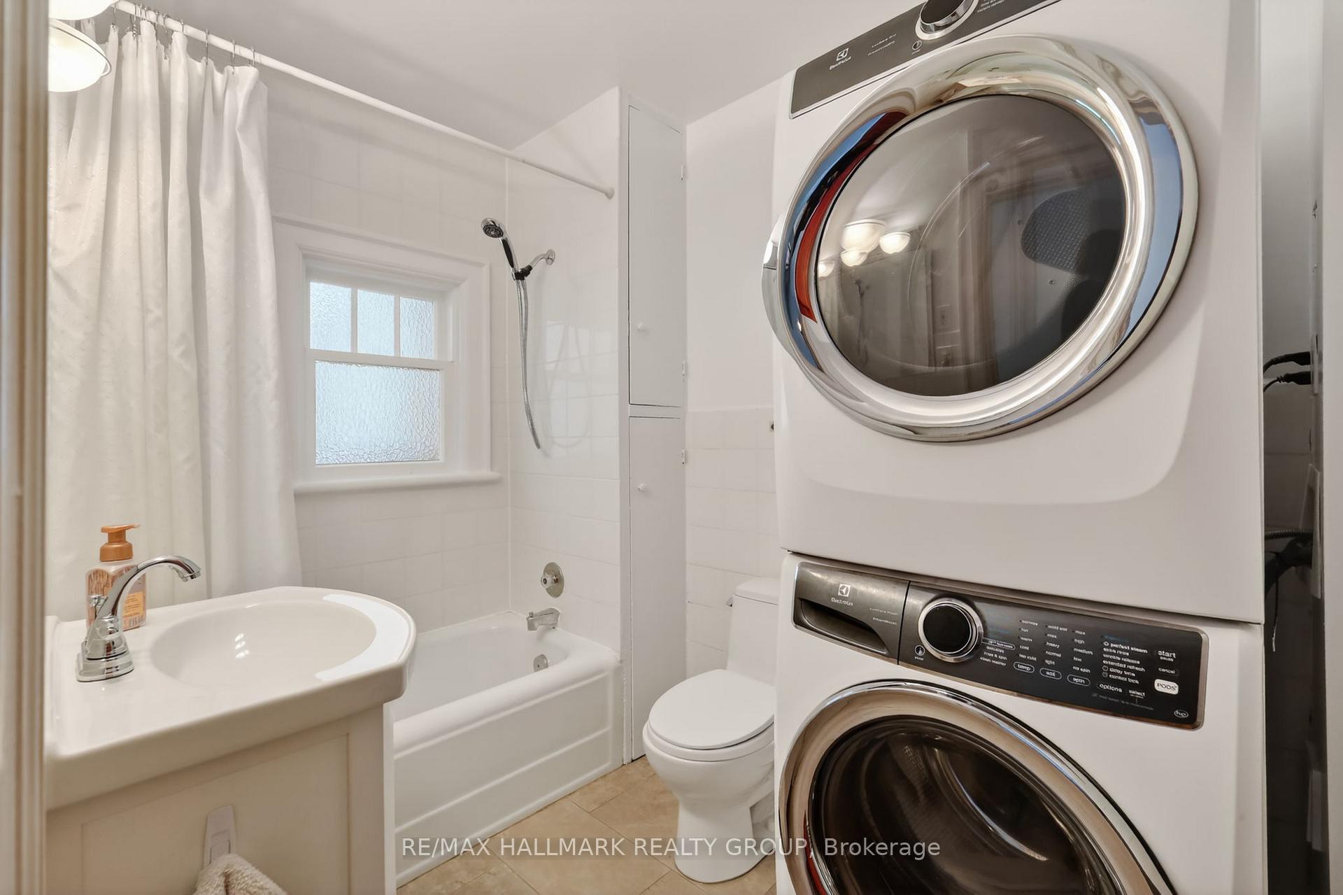 Photo 21 of 2043 Riverside Drive, Ottawa, Faircrest Heights — HOMEH