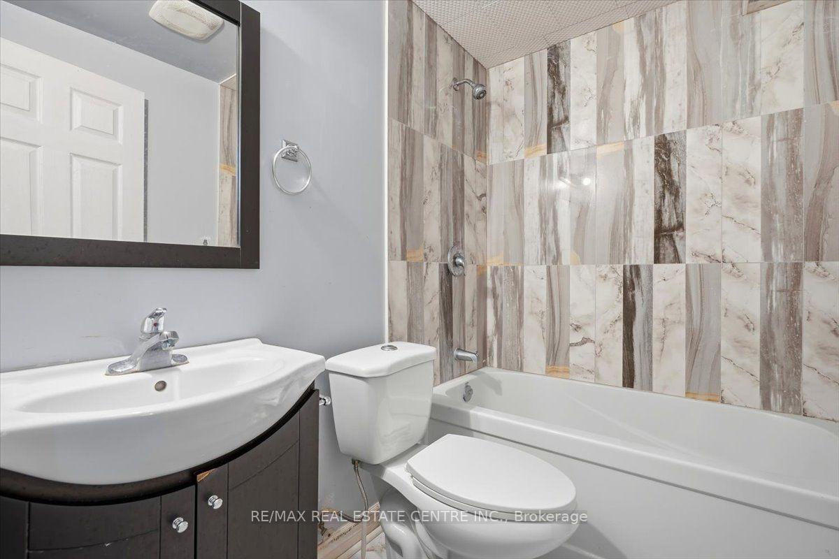 Photo 20 of 15 Roehampton Crescent, Guelph, Pineridge/Westminster Woods — HOMEH