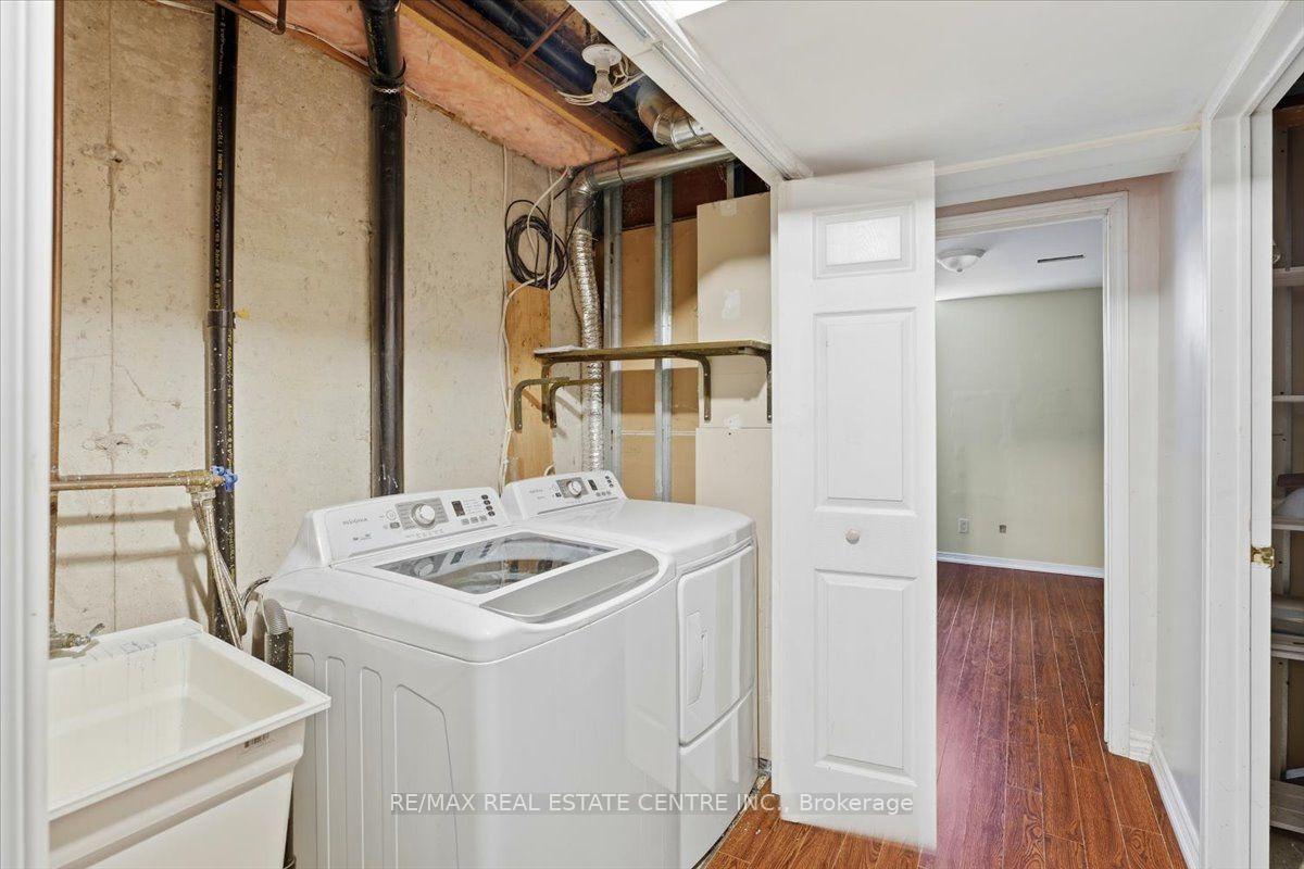 Photo 23 of 15 Roehampton Crescent, Guelph, Pineridge/Westminster Woods — HOMEH