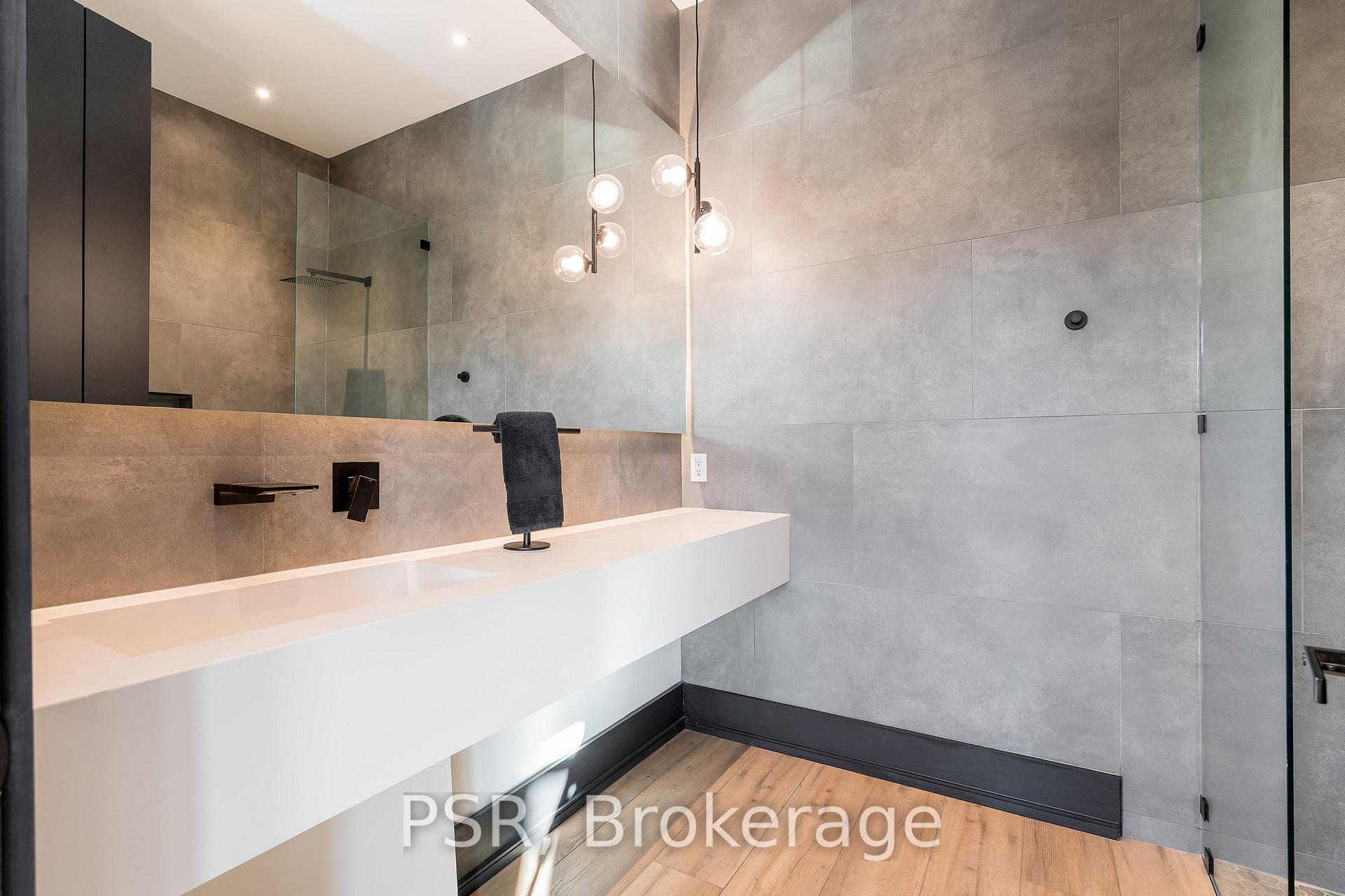 Photo 19 of 4 Raintree Court, Clearview, Rural Clearview — HOMEH