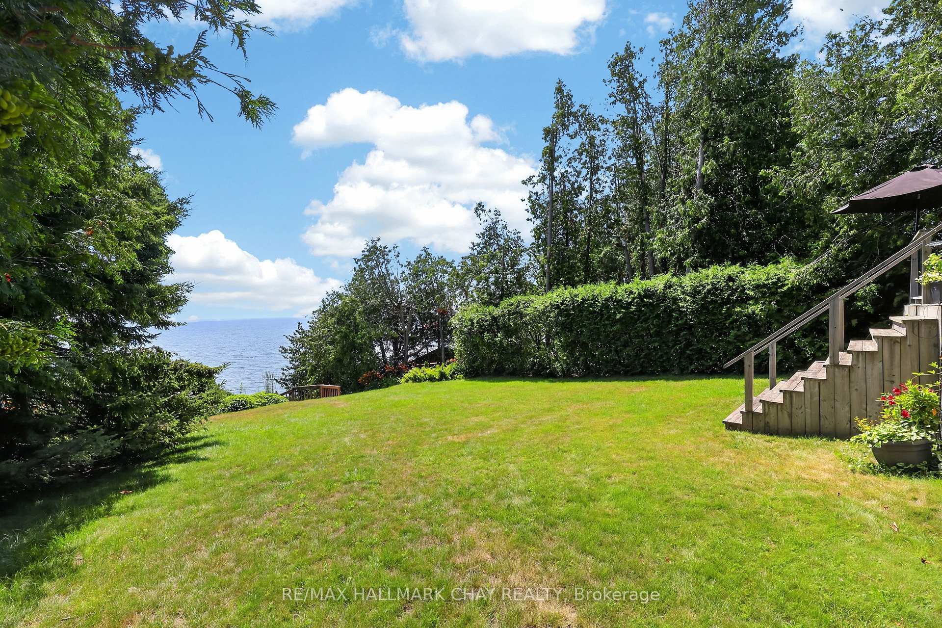 Photo 6 of 2289 Lakeshore Road E, Oro-Medonte, Rural Oro-Medonte — HOMEH