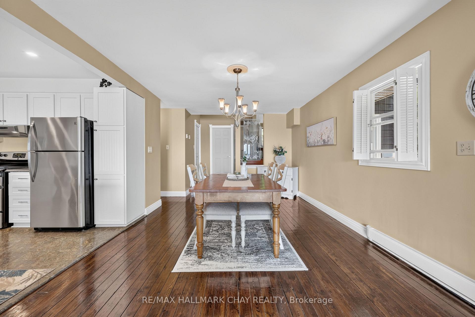 Photo 21 of 2289 Lakeshore Road E, Oro-Medonte, Rural Oro-Medonte — HOMEH