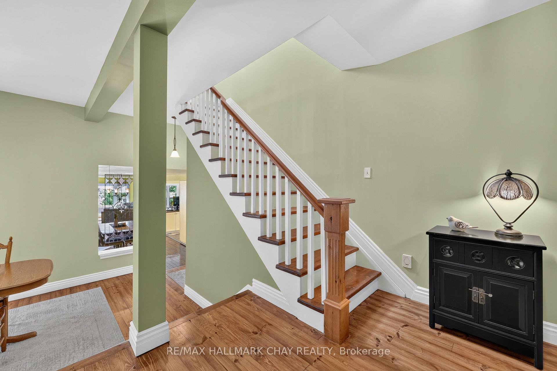 Photo 36 of 2289 Lakeshore Road E, Oro-Medonte, Rural Oro-Medonte — HOMEH