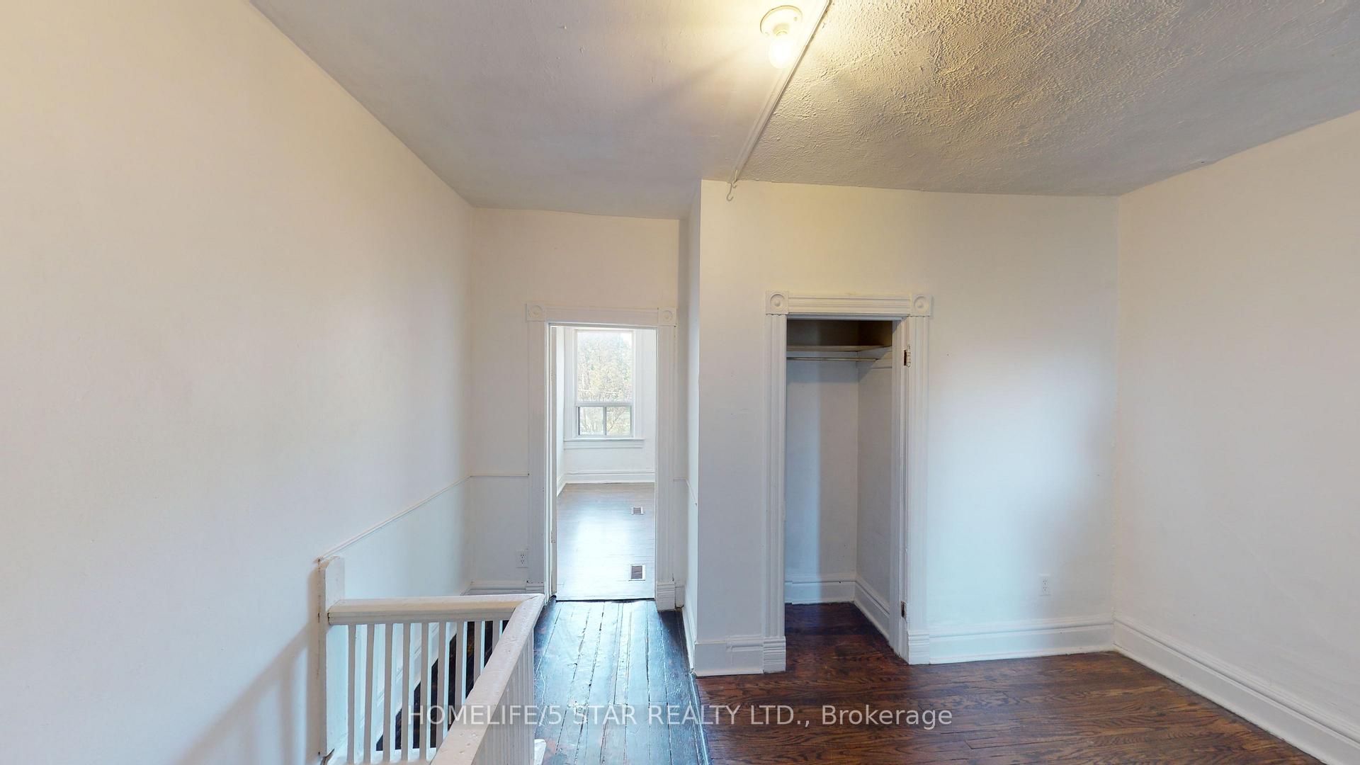 Photo 13 of Unit Apt 2, 39 Humbert Street, Toronto, Trinity-Bellwoods — HOMEH