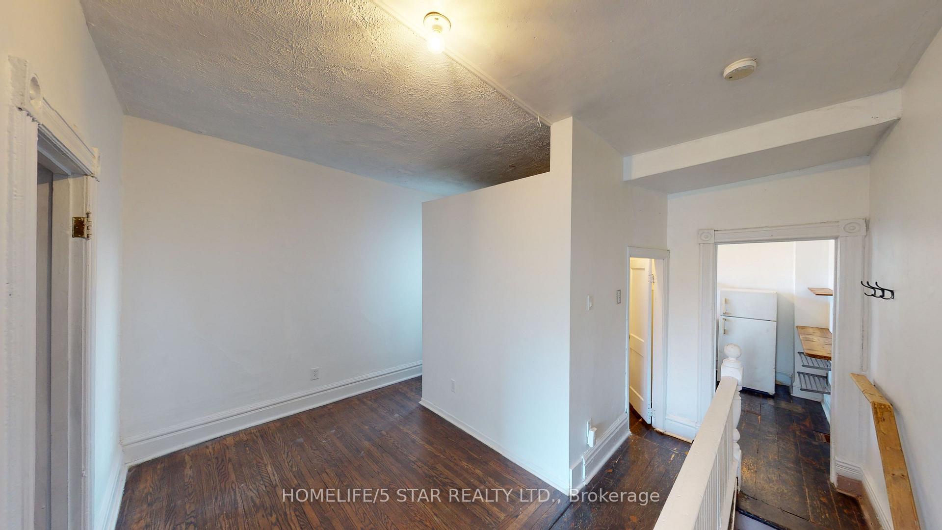 Photo 14 of Unit Apt 2, 39 Humbert Street, Toronto, Trinity-Bellwoods — HOMEH