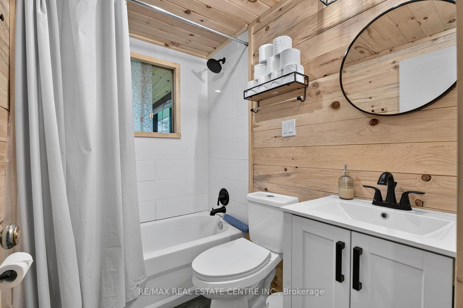 Photo 18 of 502A Delong Road, Rideau Lakes, Rideau Lakes (South Crosby) Twp — HOMEH