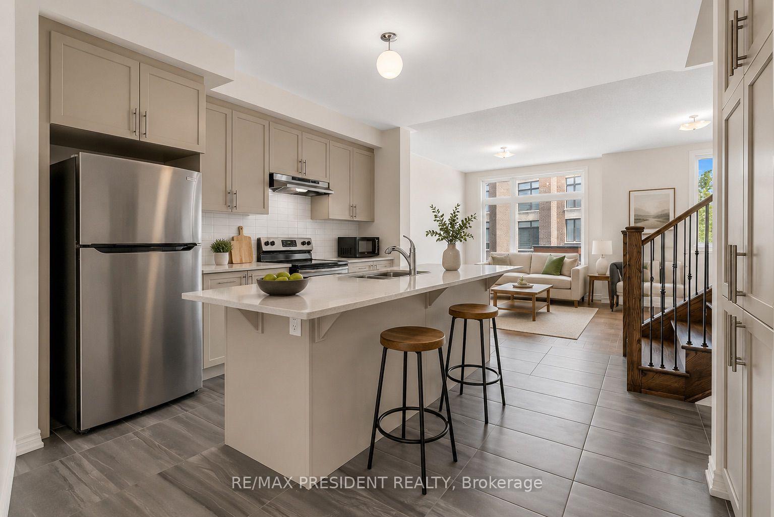Photo 13 of 34 Queenpost Drive E, Brampton, Credit Valley — HOMEH