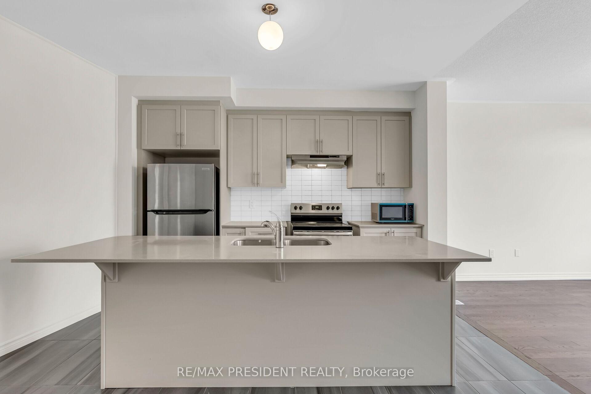 Photo 14 of 34 Queenpost Drive E, Brampton, Credit Valley — HOMEH