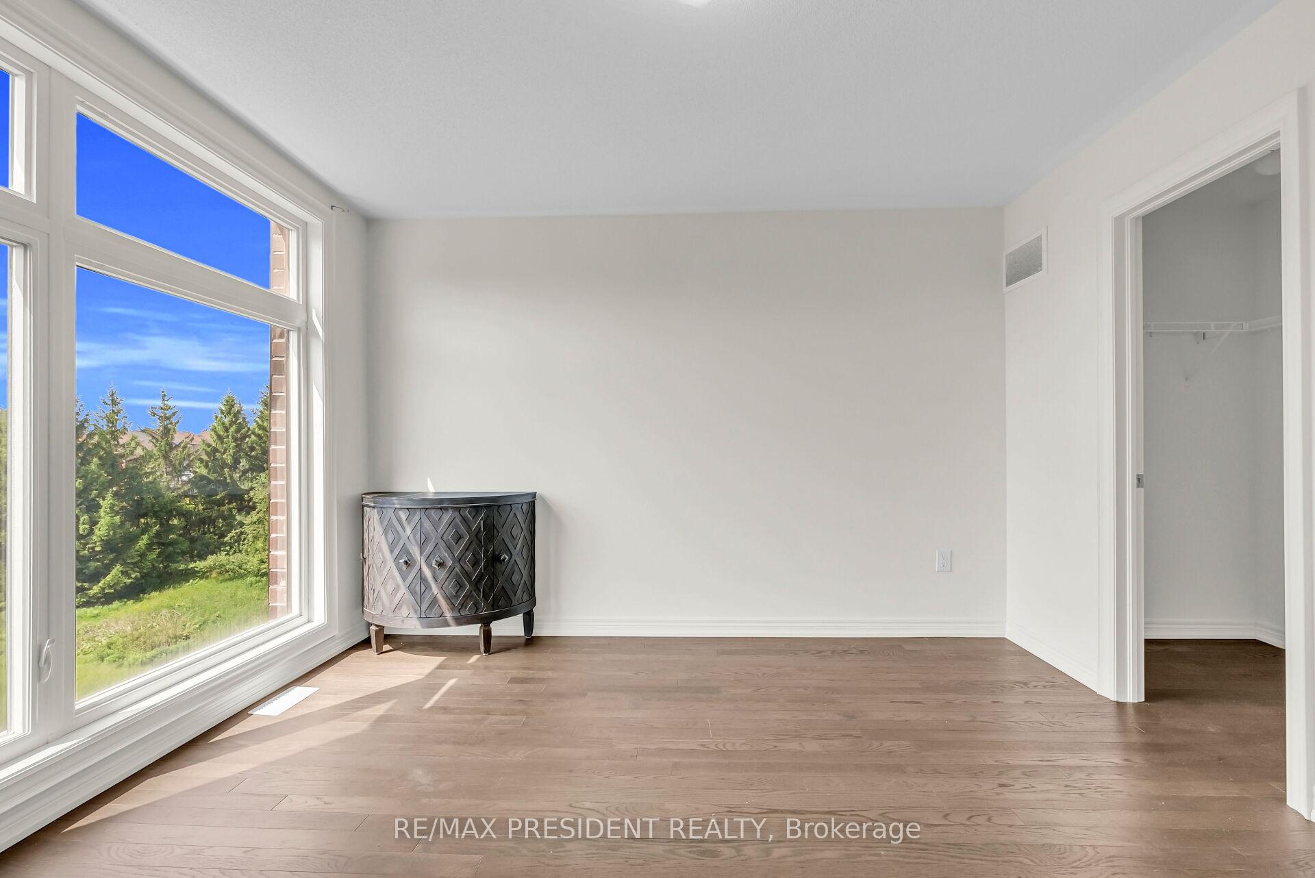 Photo 30 of 34 Queenpost Drive E, Brampton, Credit Valley — HOMEH