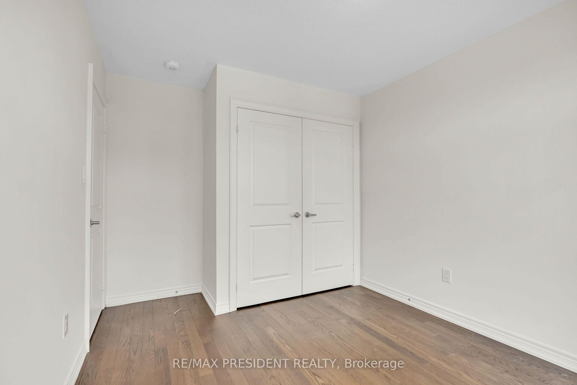 Photo 37 of 34 Queenpost Drive E, Brampton, Credit Valley — HOMEH