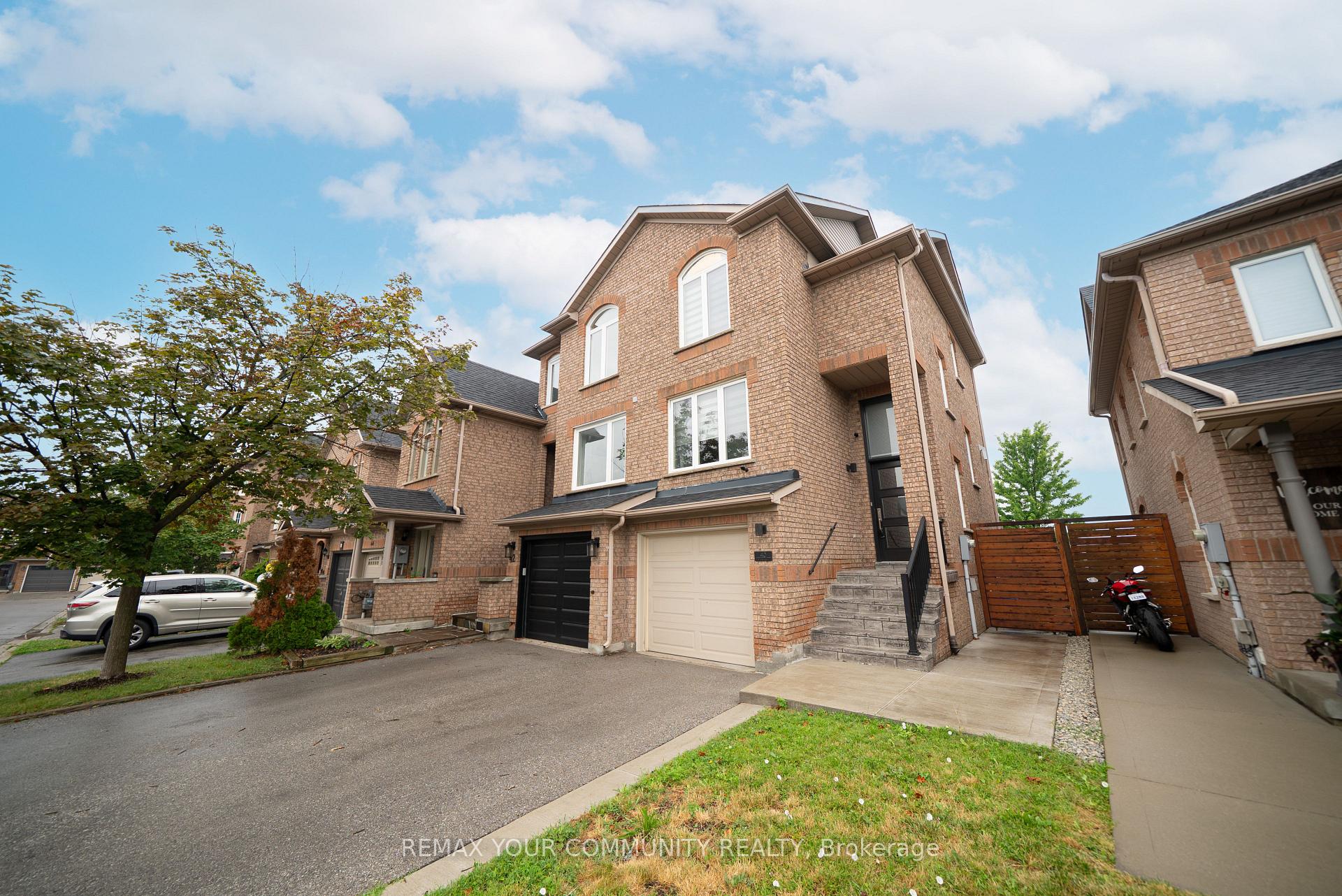 Photo 38 of 40 Tania Crescent, Vaughan, Maple — HOMEH