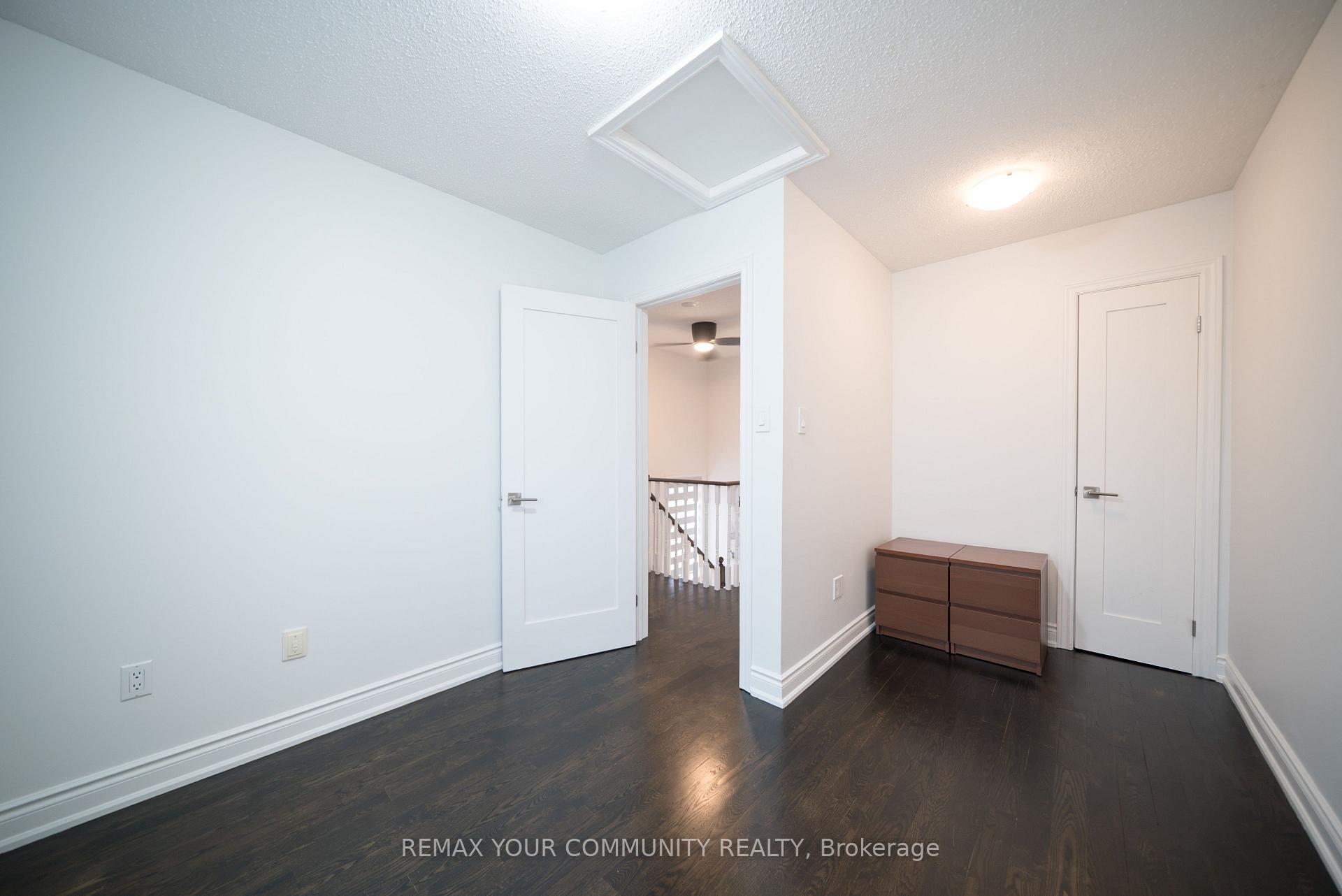 Photo 19 of 40 Tania Crescent, Vaughan, Maple — HOMEH