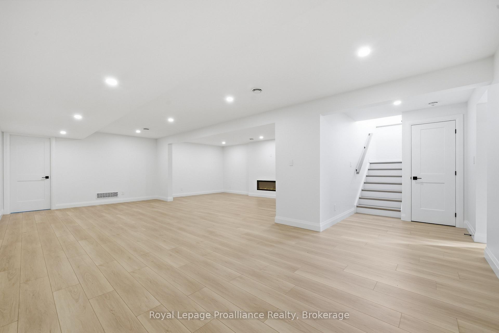 Photo 32 of 393 Michael's Way, Prince Edward County, Ameliasburg Ward — HOMEH