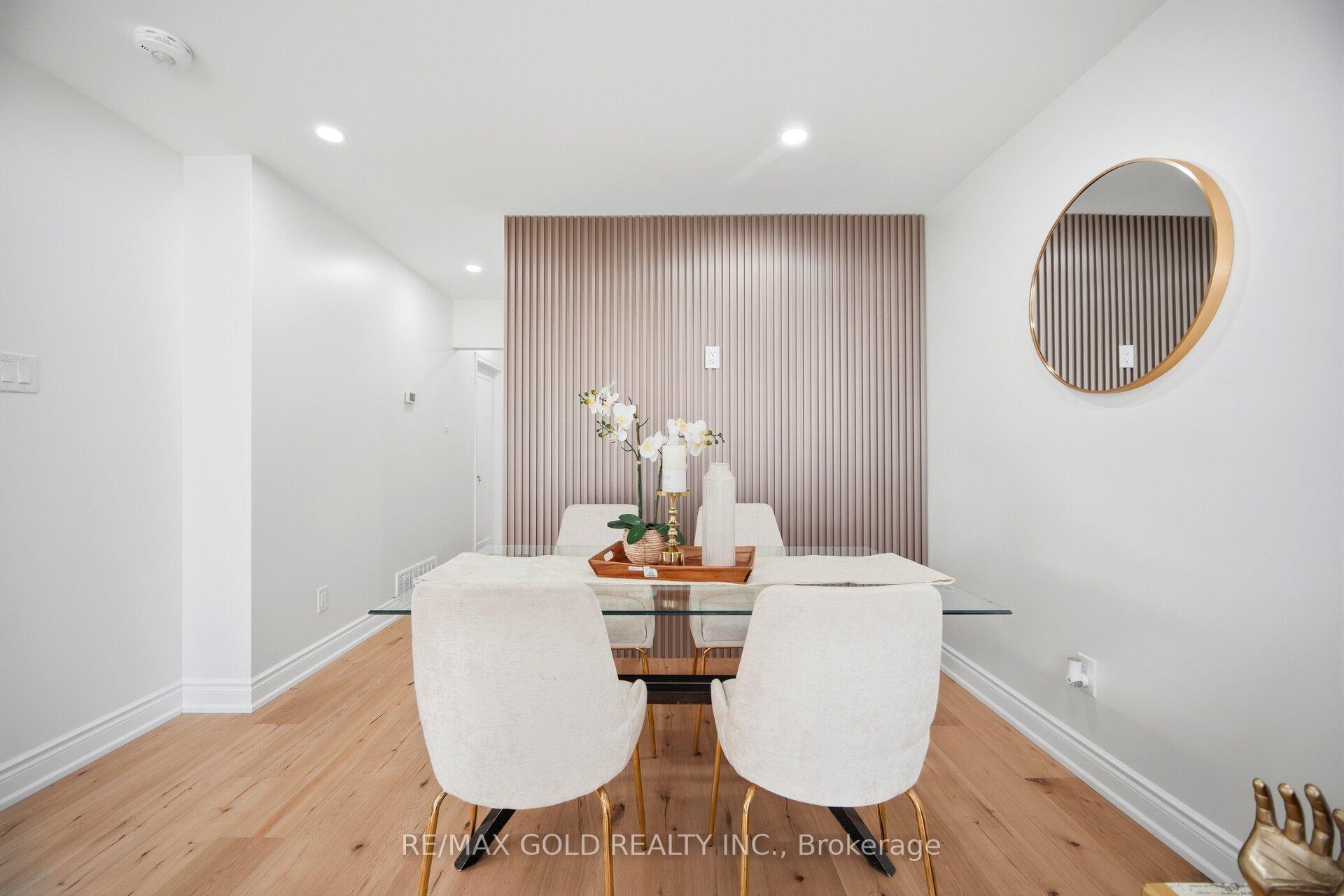 Photo 9 of 8 Athlone Avenue, Brampton, Avondale — HOMEH