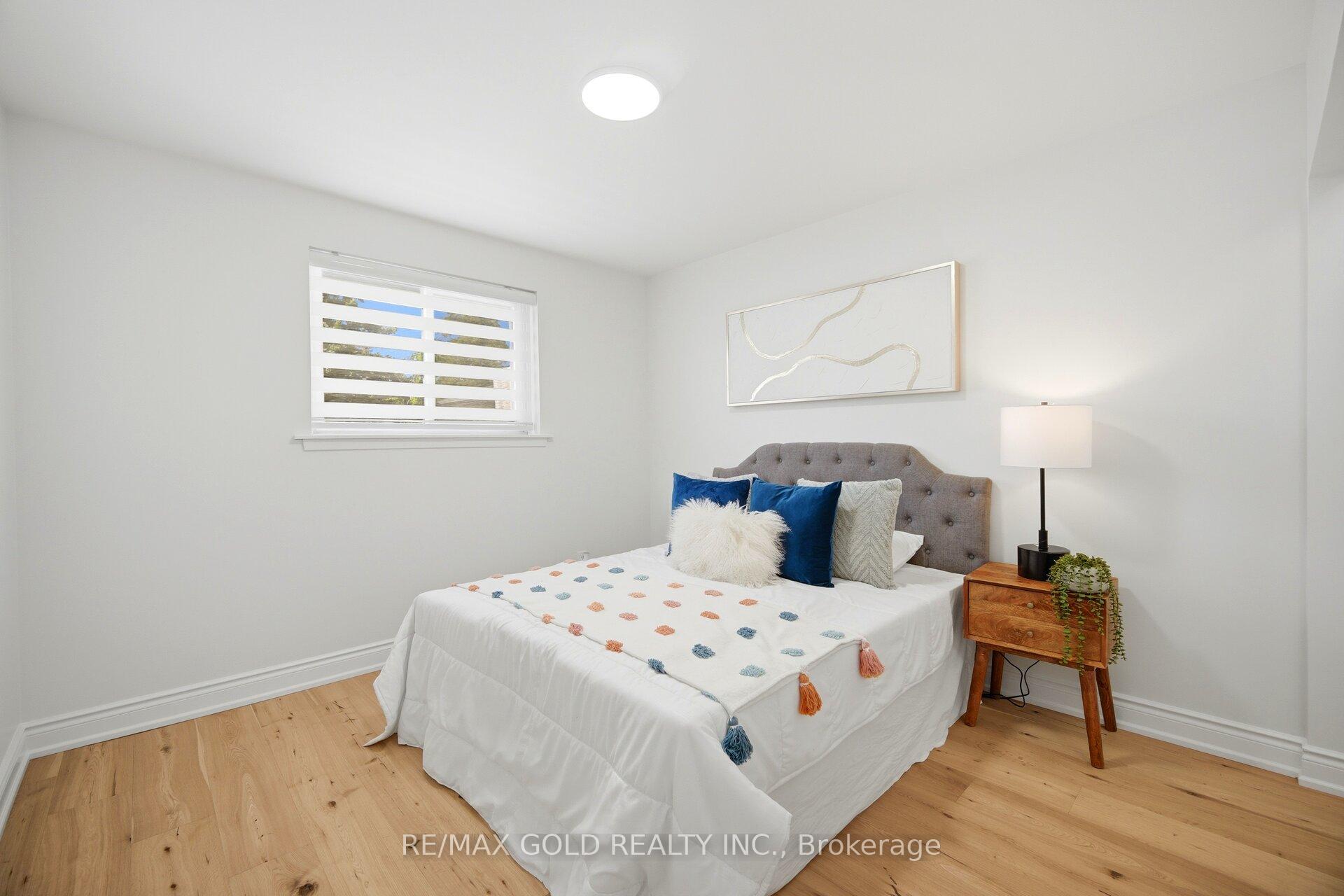 Photo 18 of 8 Athlone Avenue, Brampton, Avondale — HOMEH