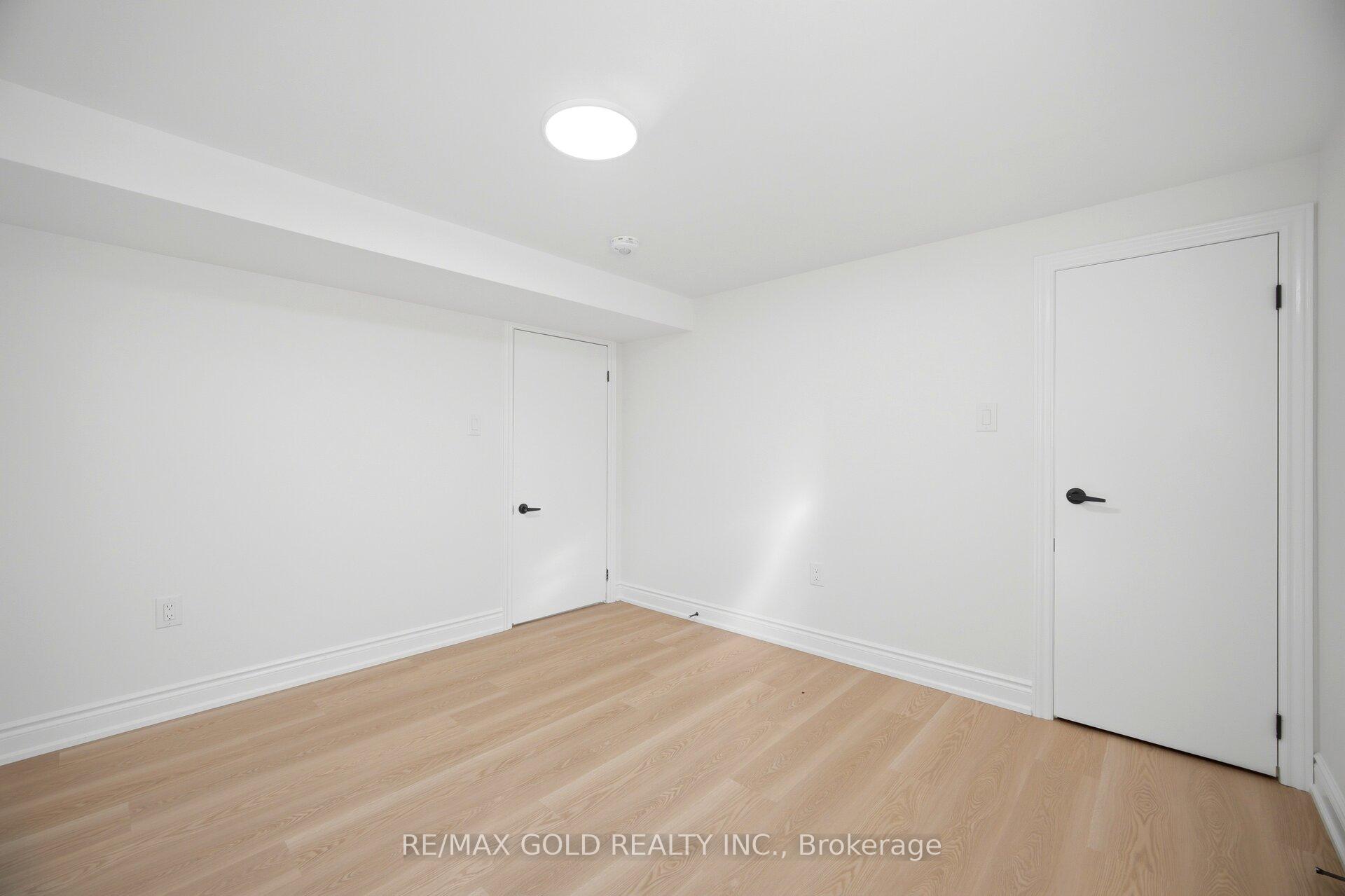 Photo 36 of 8 Athlone Avenue, Brampton, Avondale — HOMEH