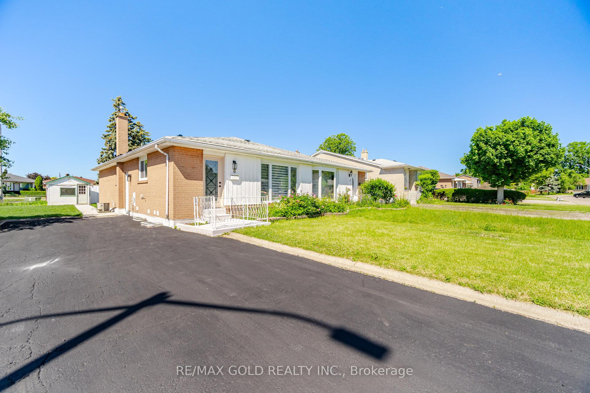Photo 45 of 8 Athlone Avenue, Brampton, Avondale — HOMEH