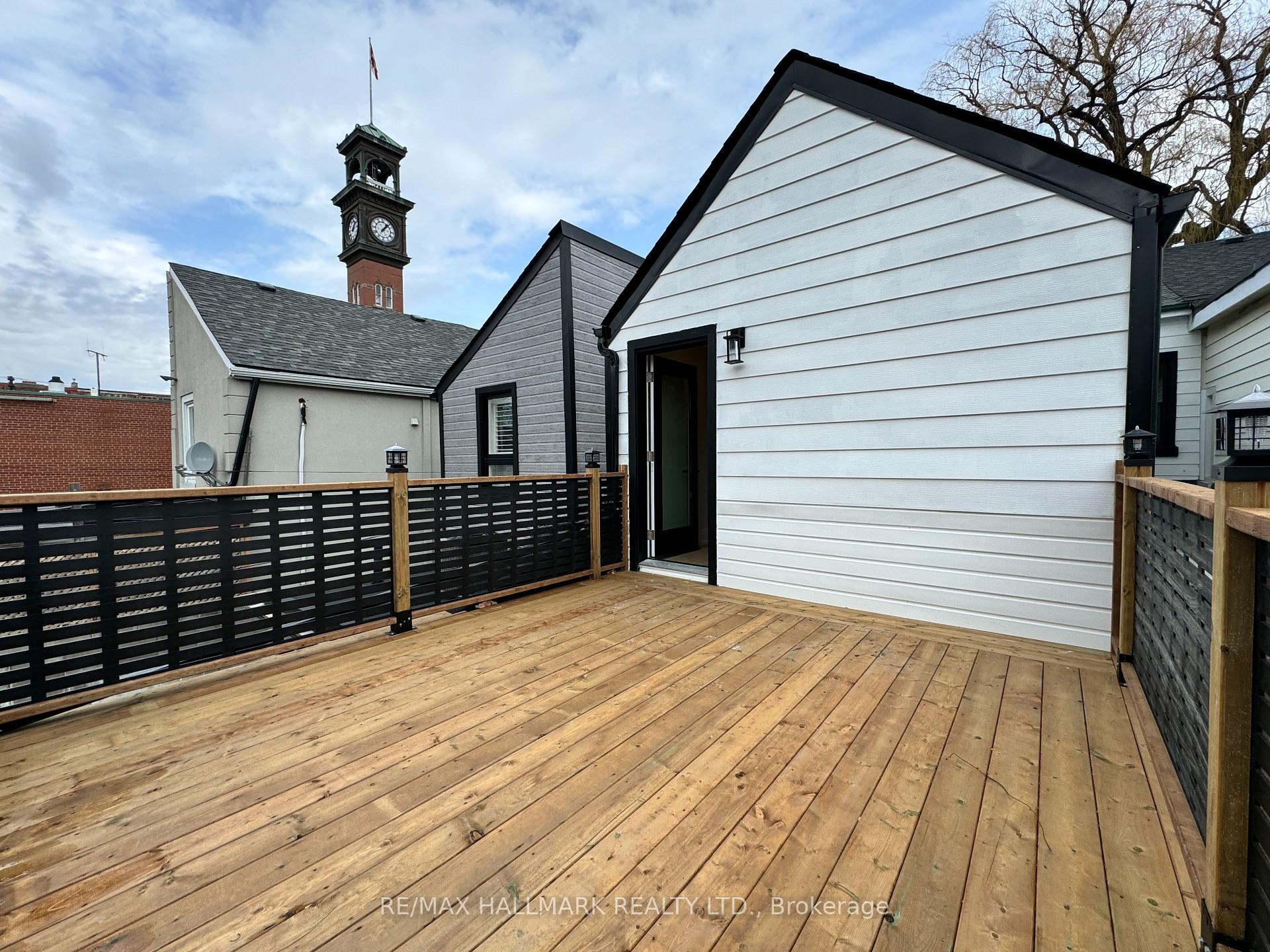 Photo 11 of Unit Upper, 116 Bellevue Avenue, Toronto, Kensington-Chinatown — HOMEH