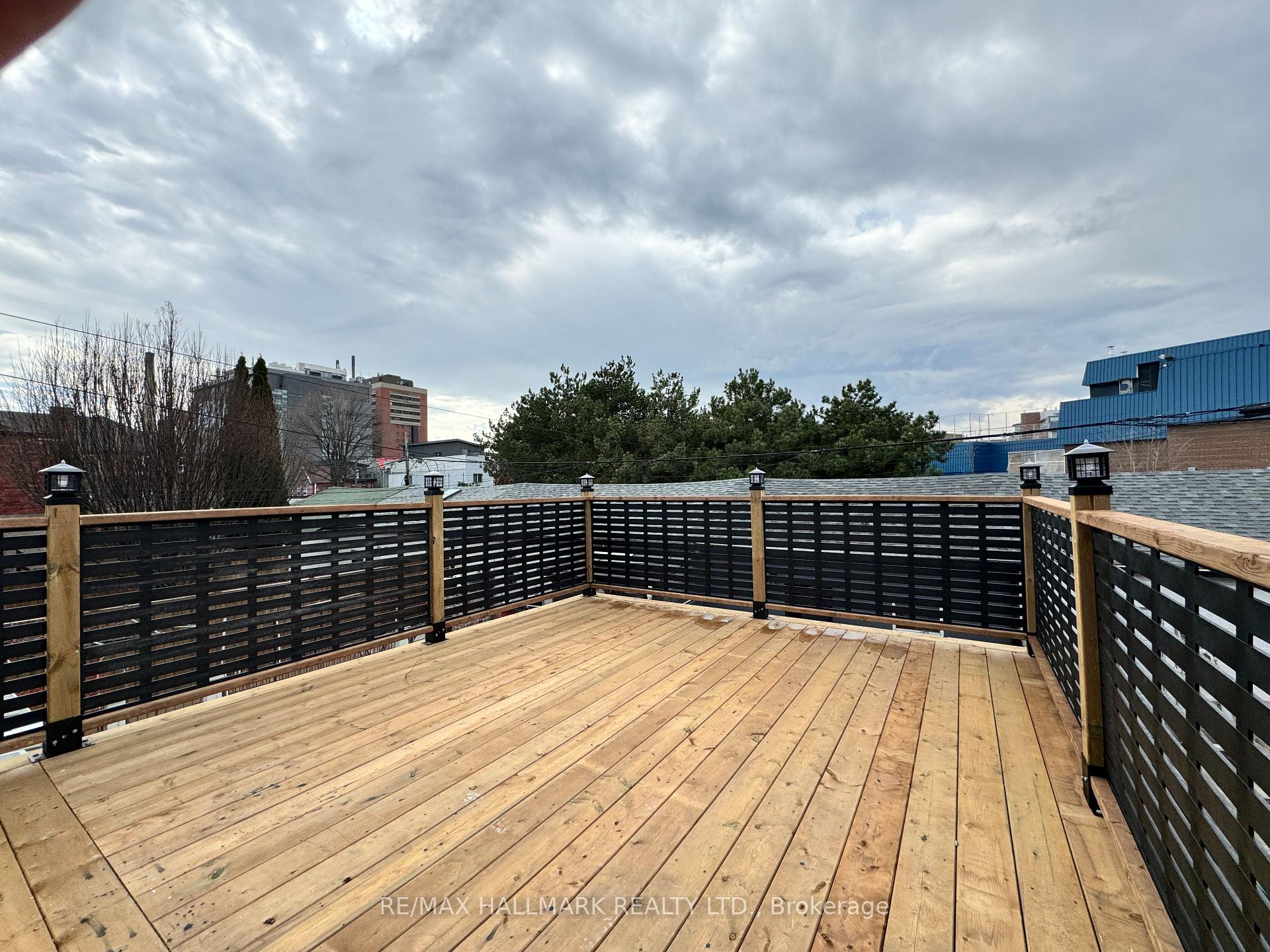Photo 12 of Unit Upper, 116 Bellevue Avenue, Toronto, Kensington-Chinatown — HOMEH