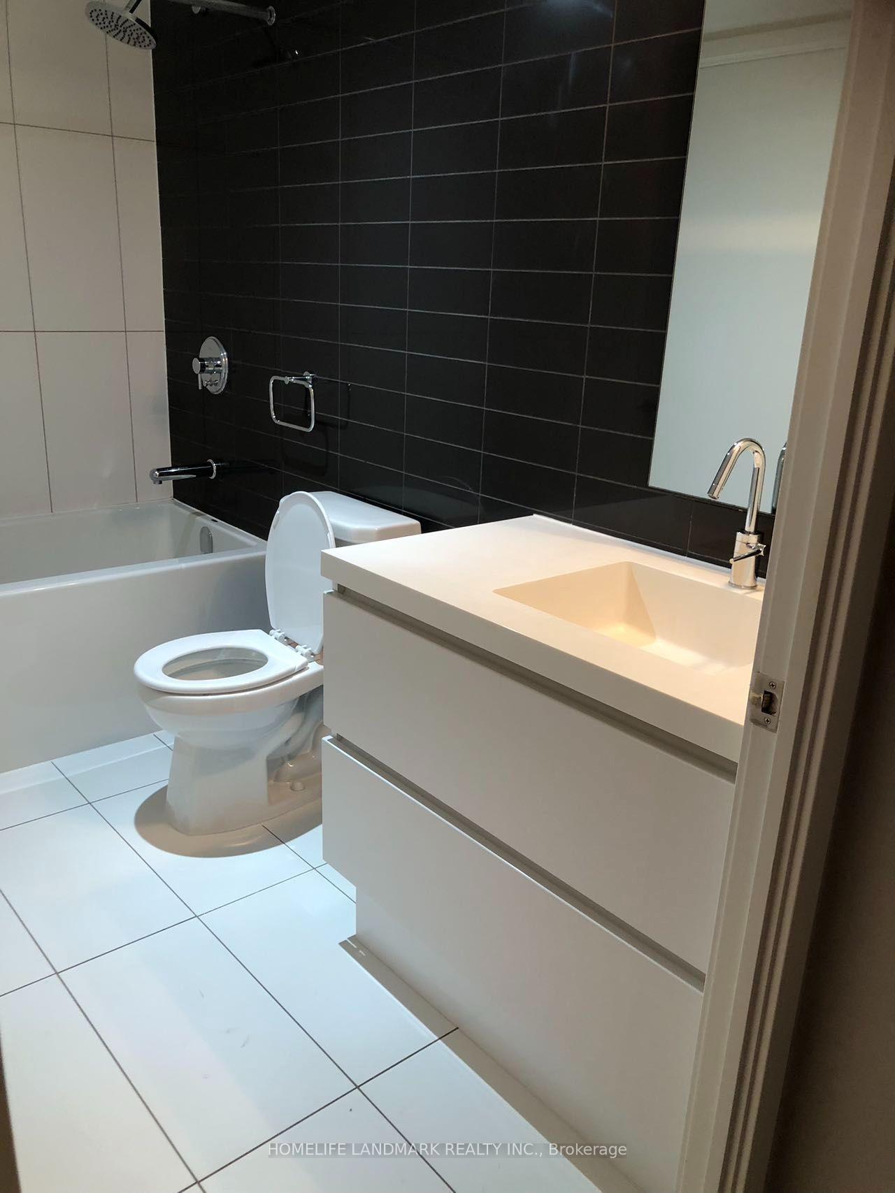 Photo 3 of Unit 2710, 75 Queens Wharf Road, Toronto, Waterfront Communities — HOMEH