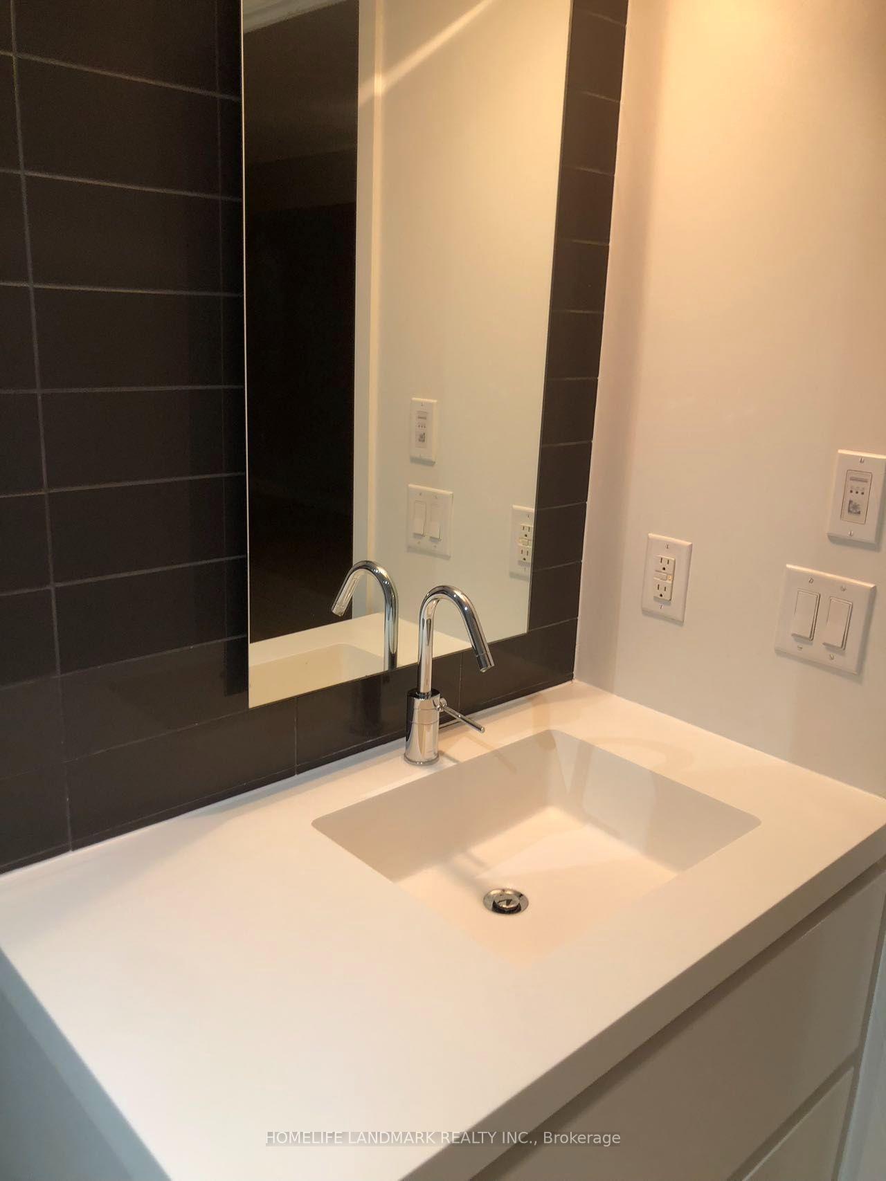 Photo 7 of Unit 2710, 75 Queens Wharf Road, Toronto, Waterfront Communities — HOMEH