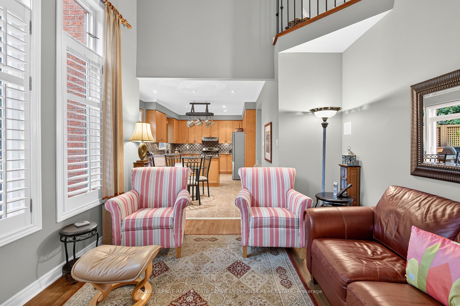 Photo 16 of 211 Creek Path Avenue, Oakville, Bronte — HOMEH