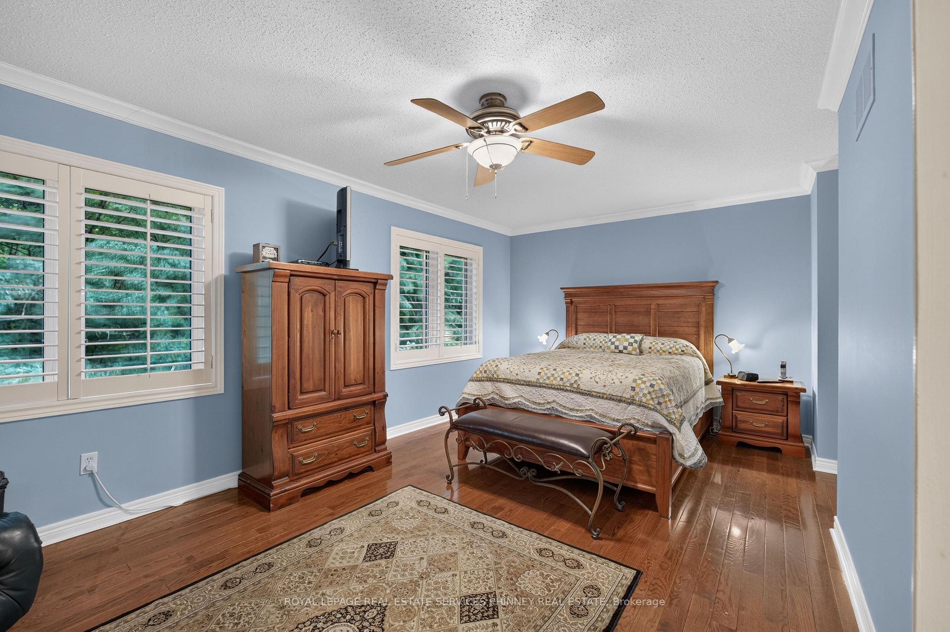 Photo 19 of 211 Creek Path Avenue, Oakville, Bronte — HOMEH