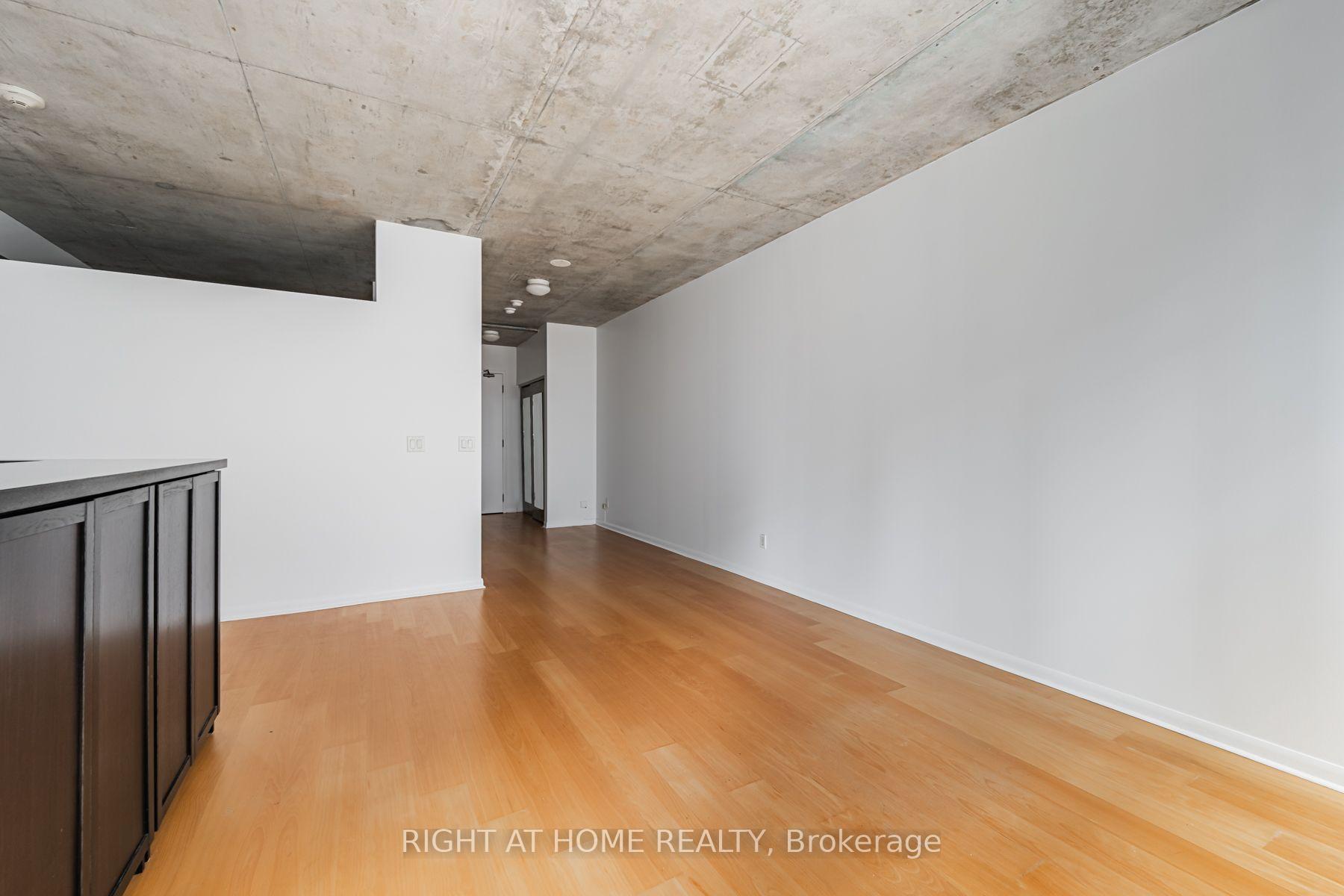 Photo 2 of Unit 418, 333 Adelaide Street E, Toronto, Moss Park — HOMEH