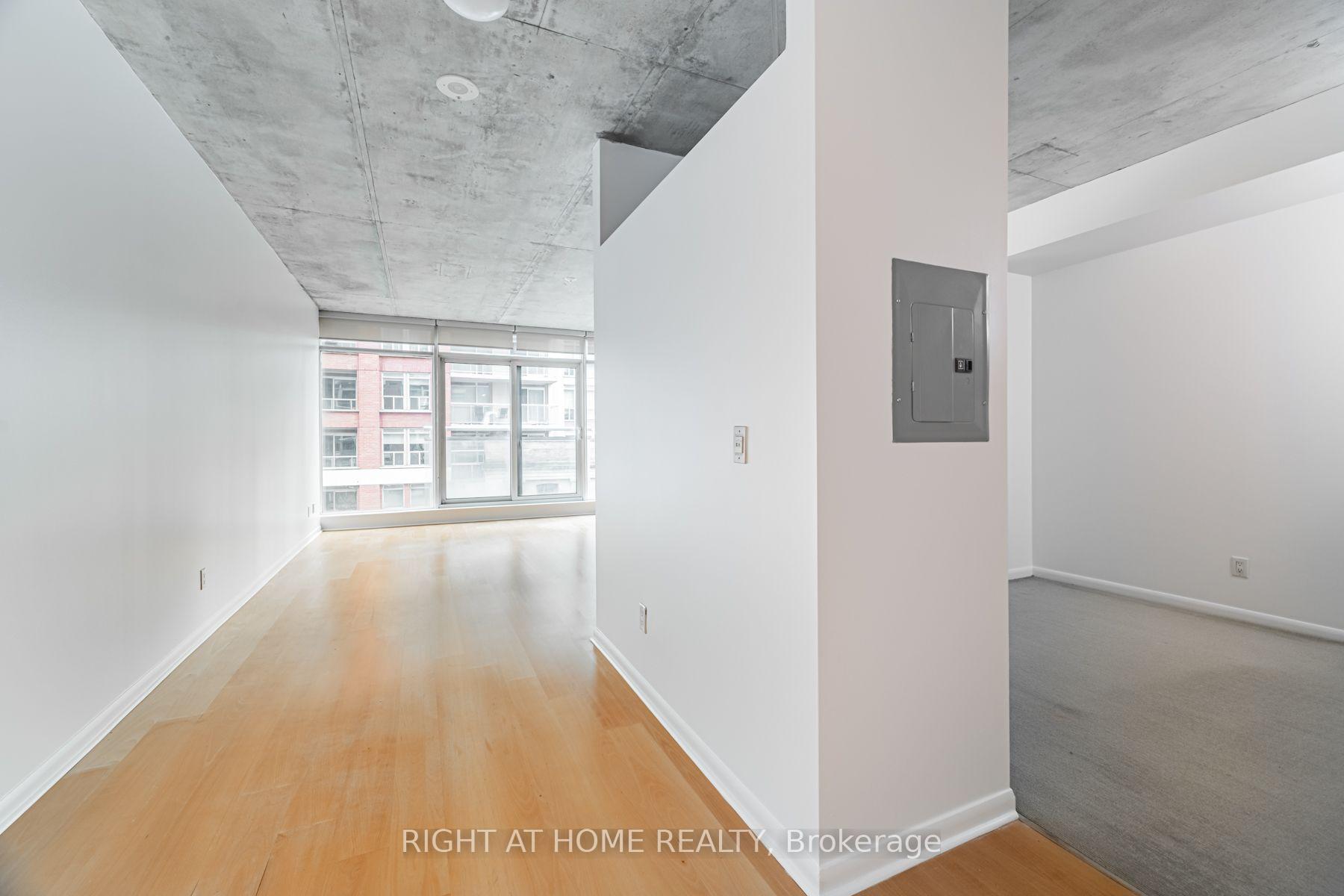 Photo 3 of Unit 418, 333 Adelaide Street E, Toronto, Moss Park — HOMEH