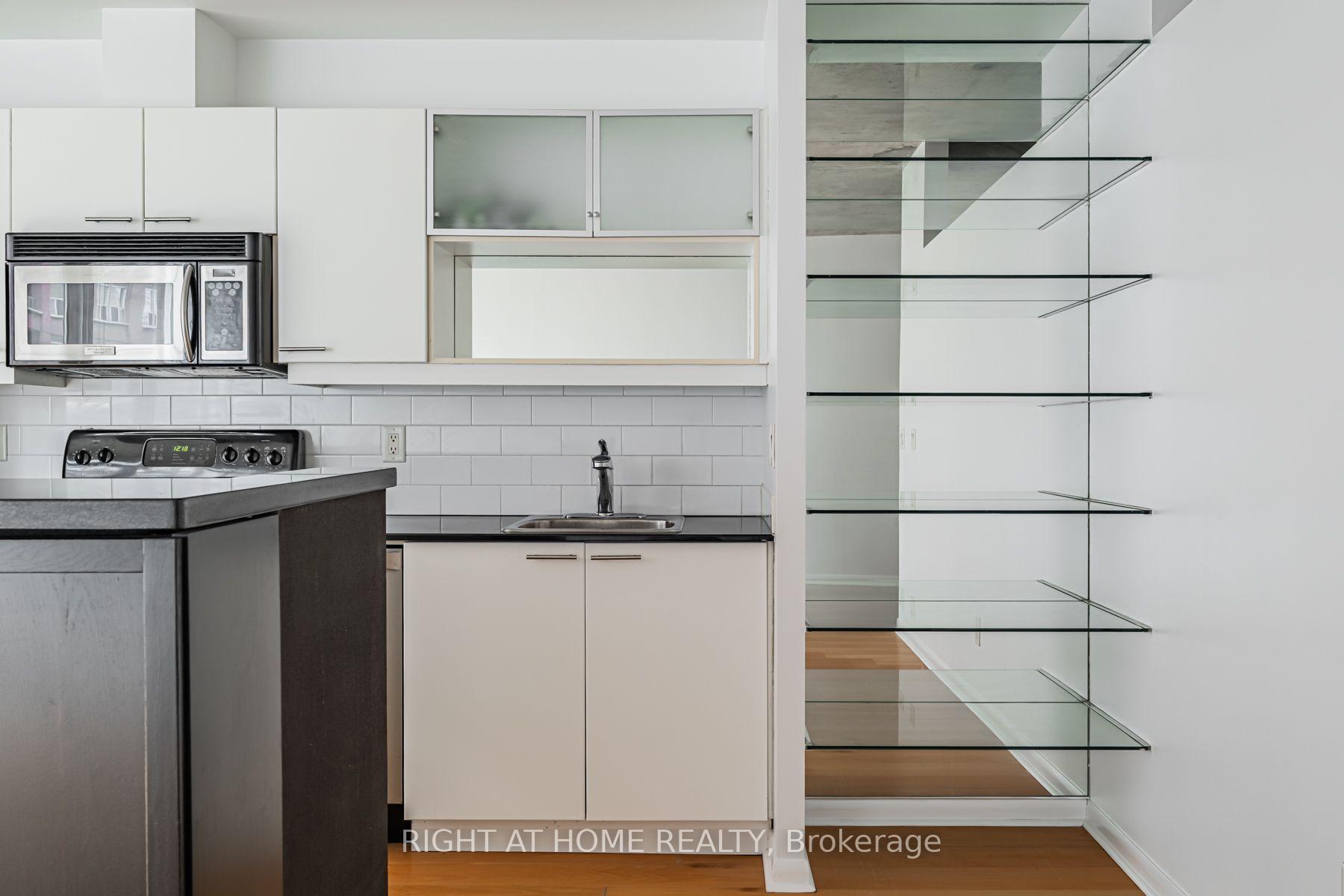 Photo 8 of Unit 418, 333 Adelaide Street E, Toronto, Moss Park — HOMEH