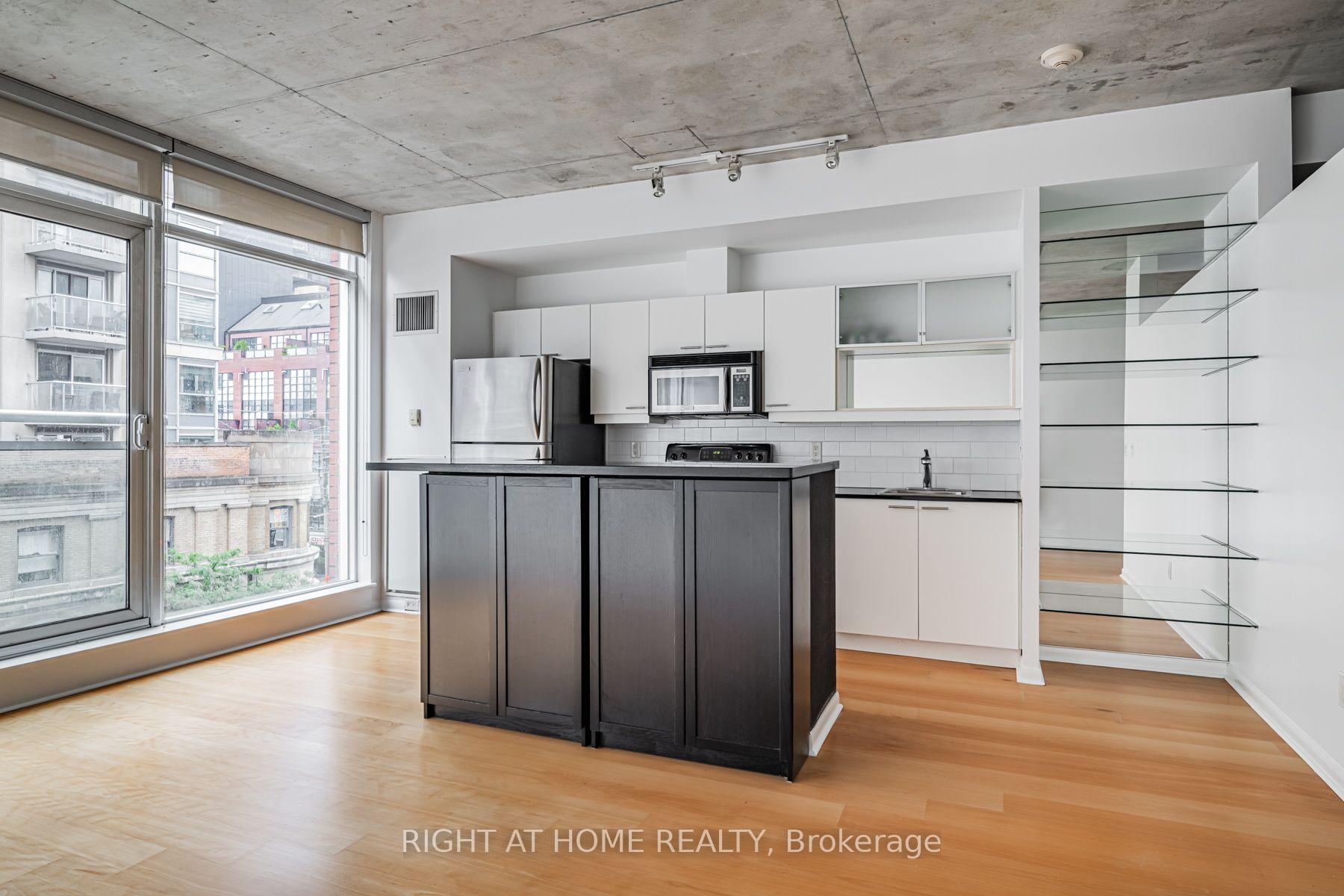 Photo 9 of Unit 418, 333 Adelaide Street E, Toronto, Moss Park — HOMEH