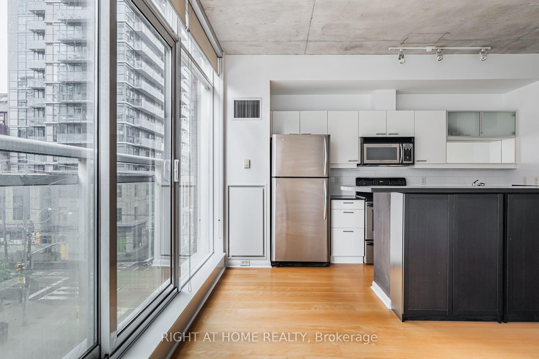 Photo 10 of Unit 418, 333 Adelaide Street E, Toronto, Moss Park — HOMEH